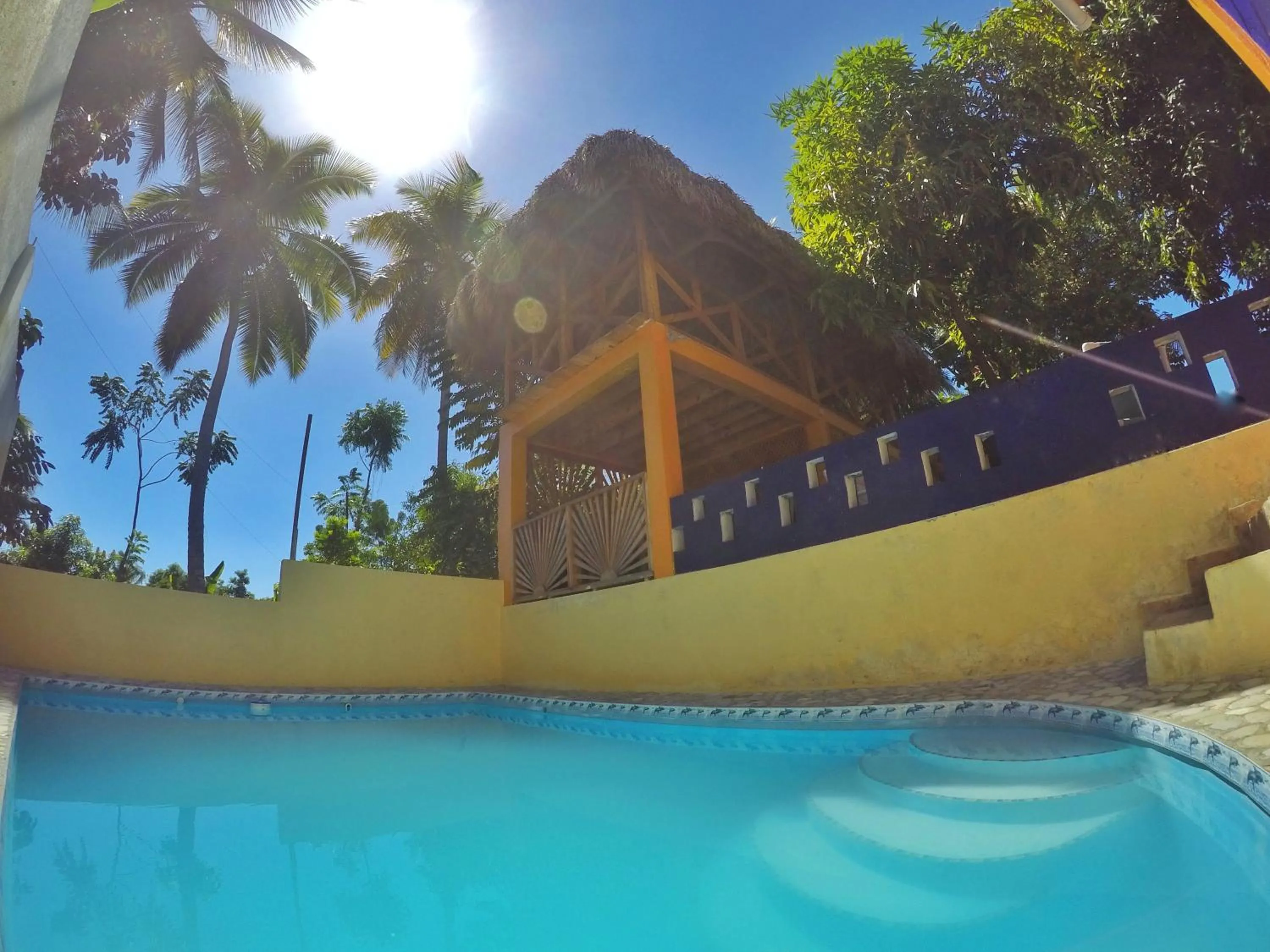 coin perdu guest house