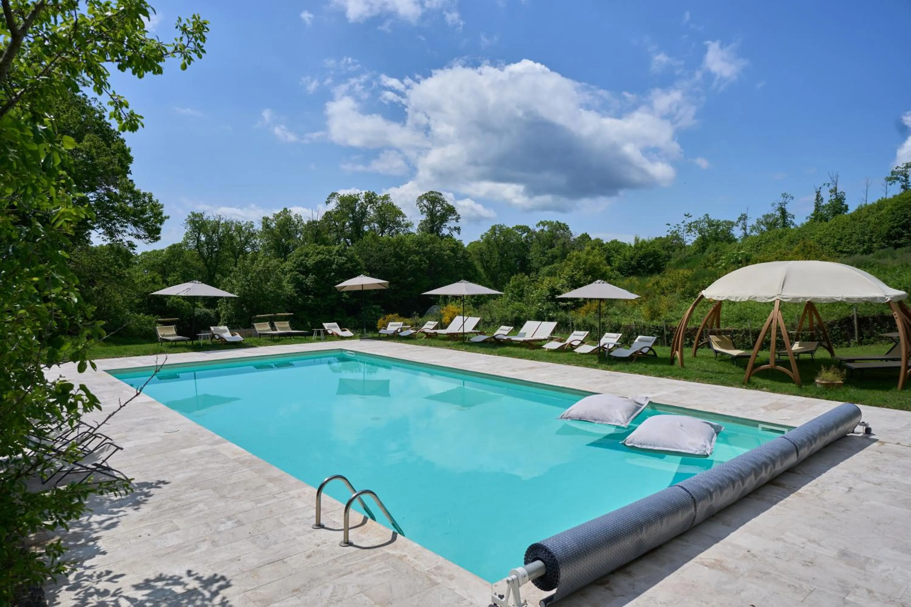 Swimming pool in Relais San Lorenzo