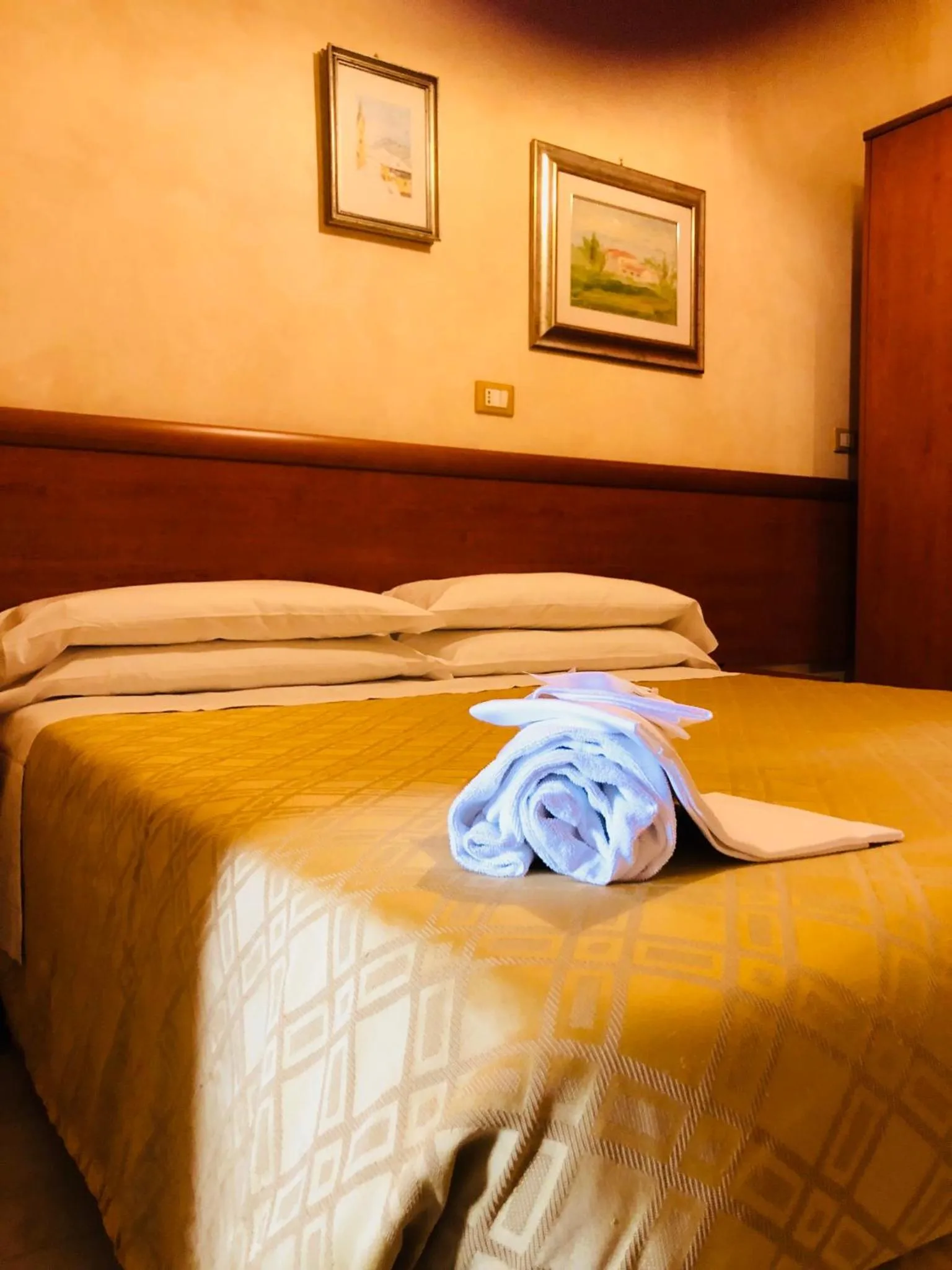 Bed in Hotel Casarola - Trigoria