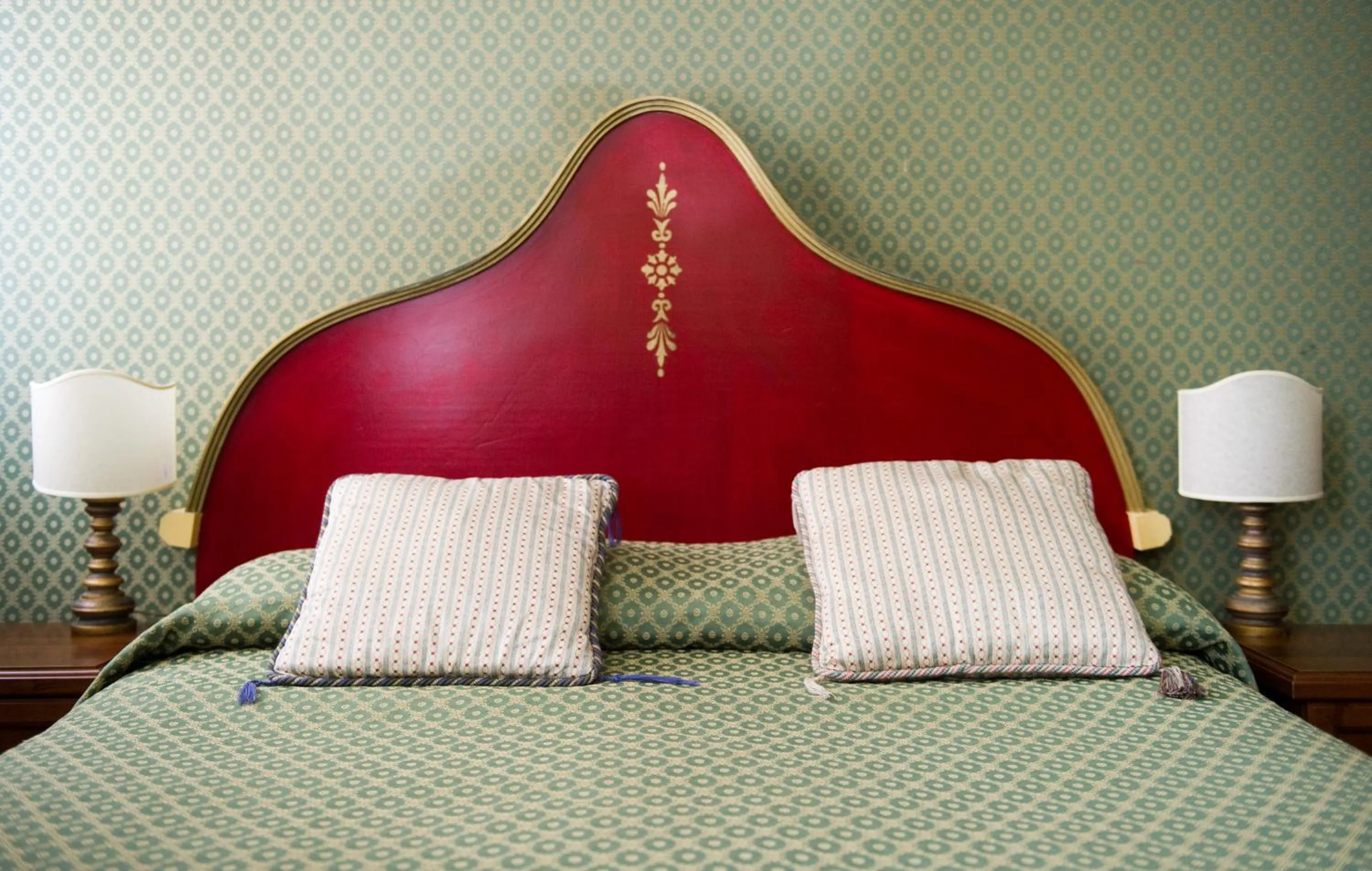 Decorative detail, Bed in Locanda Antico Fiore