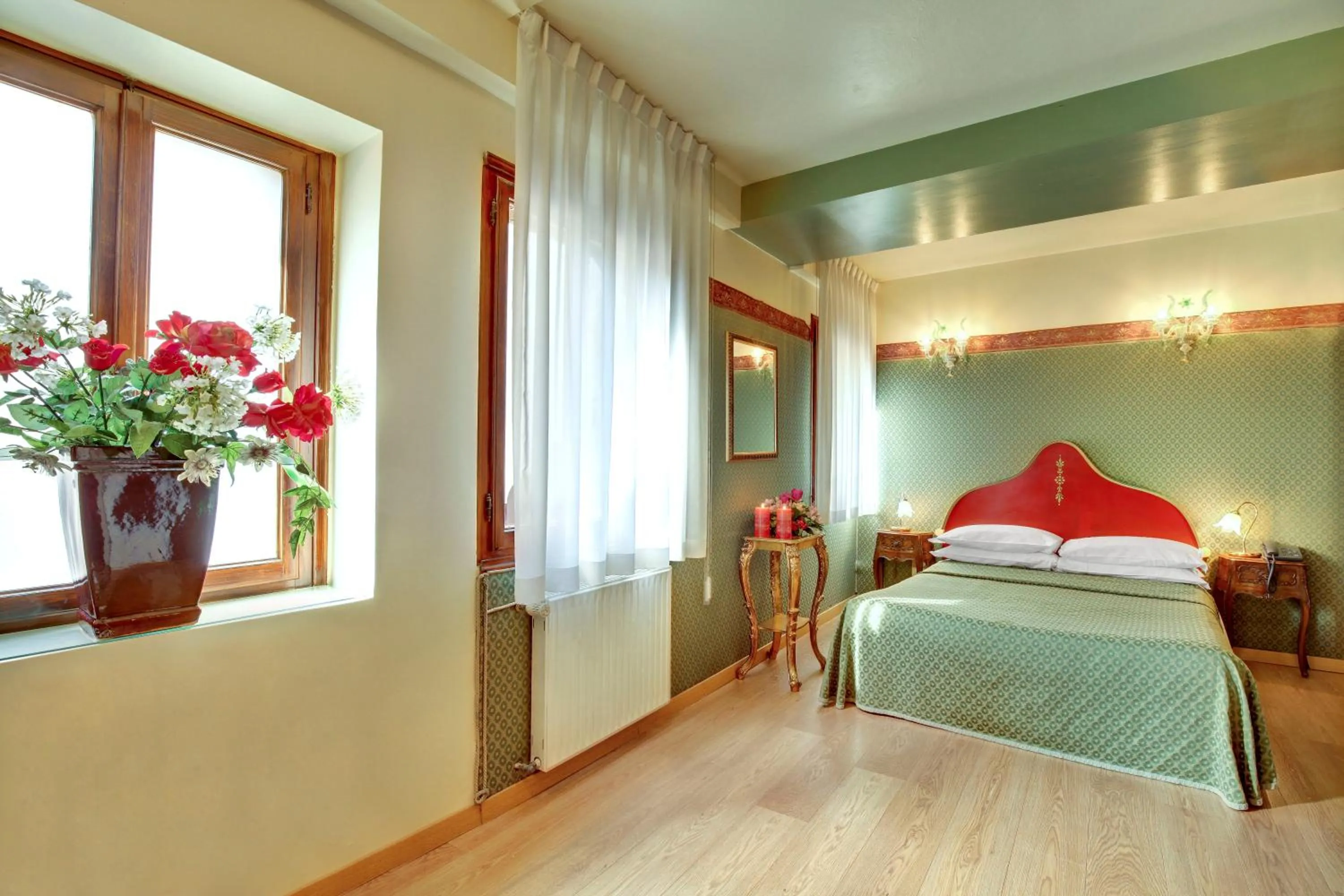 Photo of the whole room, Bed in Locanda Antico Fiore