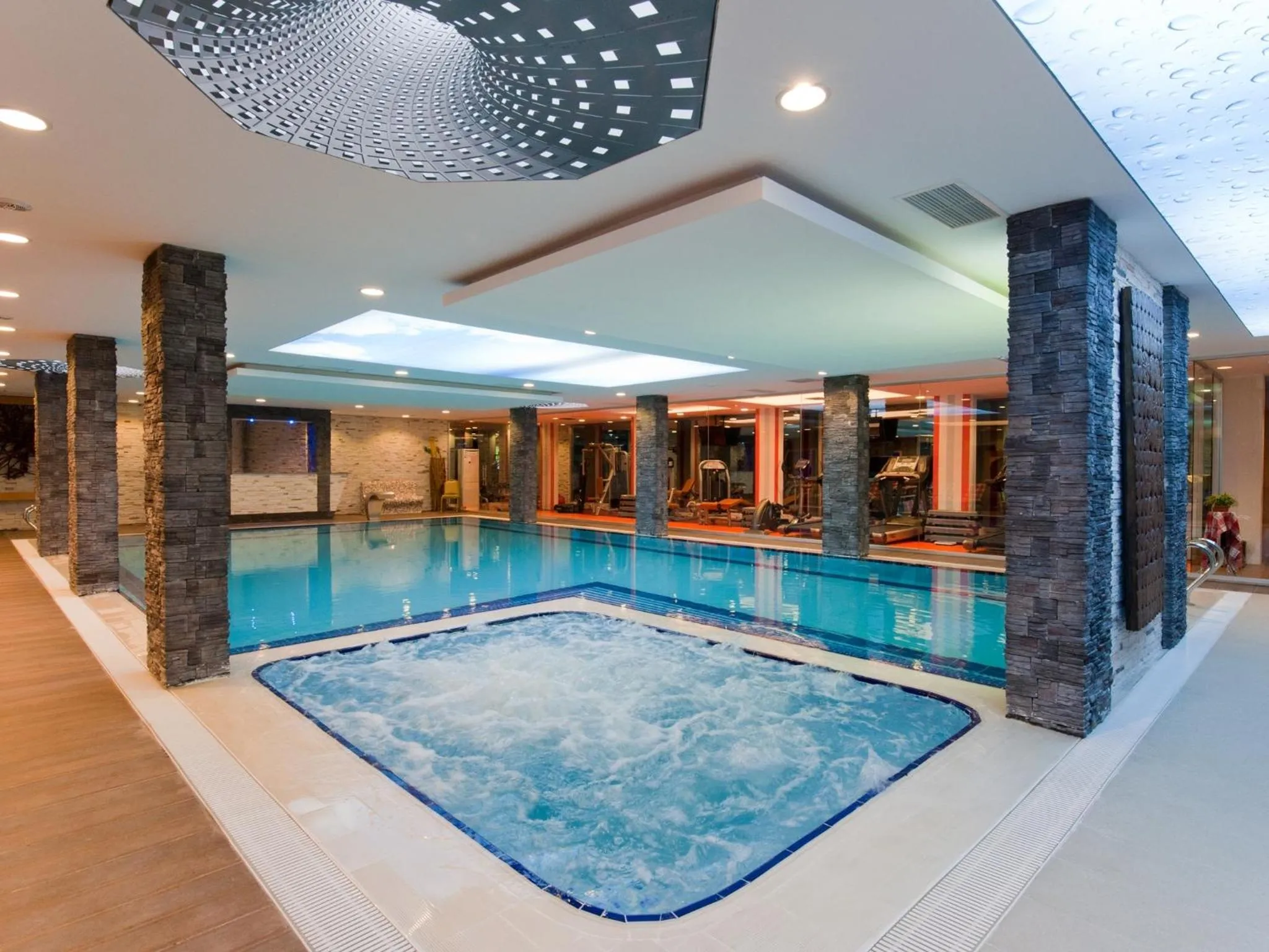 Spa and wellness centre/facilities in Elegance Resort Hotel & SPA Wellness-Aqua