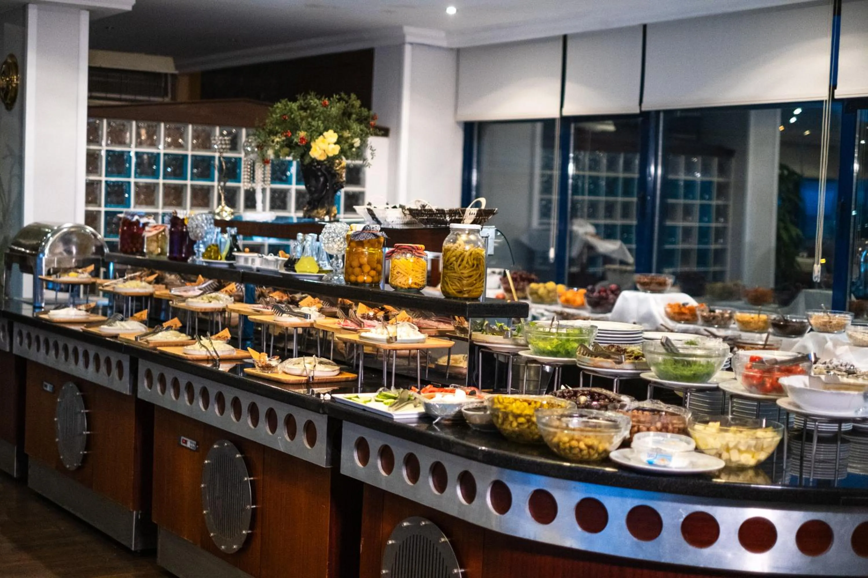 Buffet breakfast in Elegance Resort Hotel & SPA Wellness-Aqua