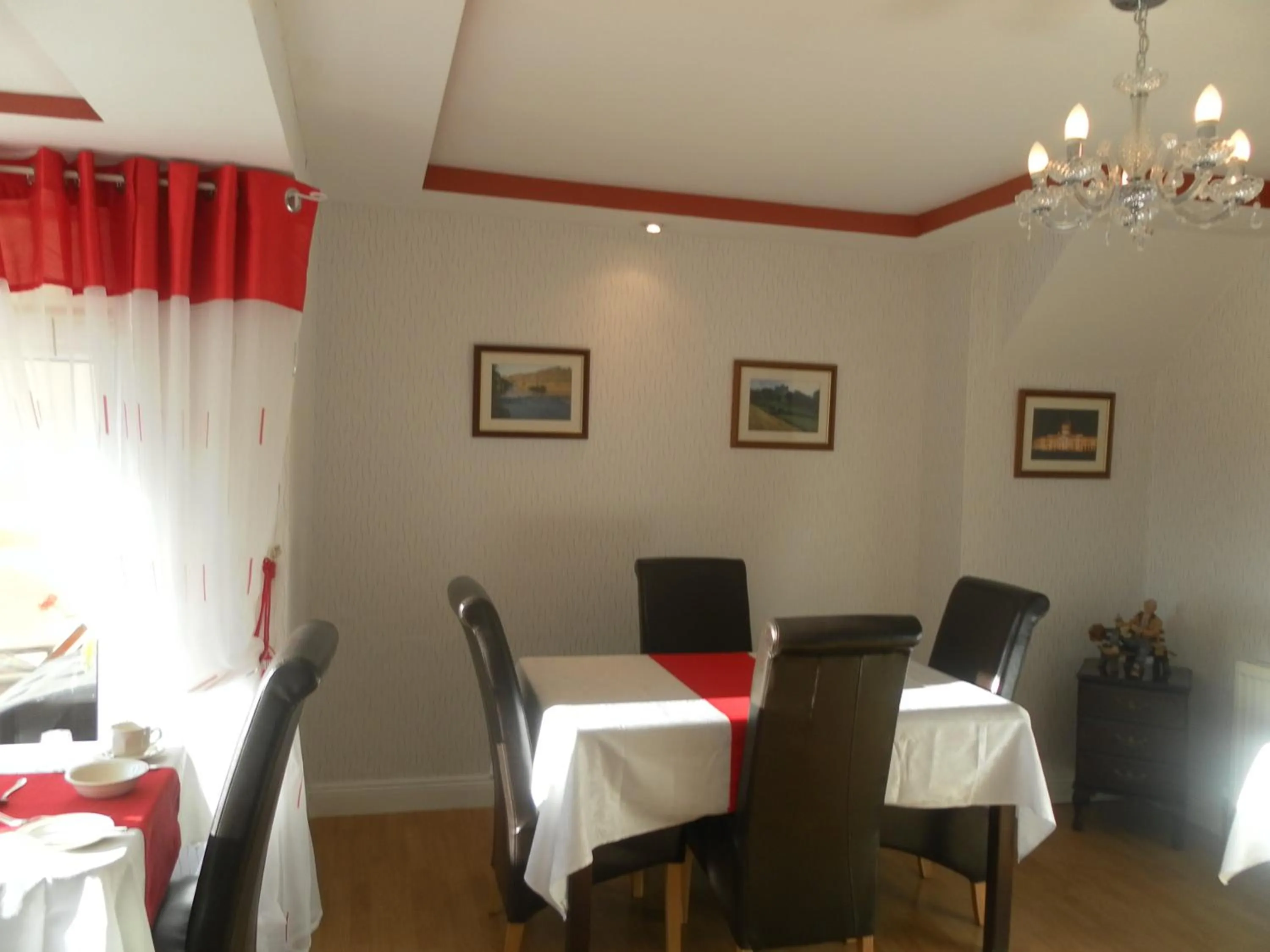 Food and drinks in Lettermore Country Home