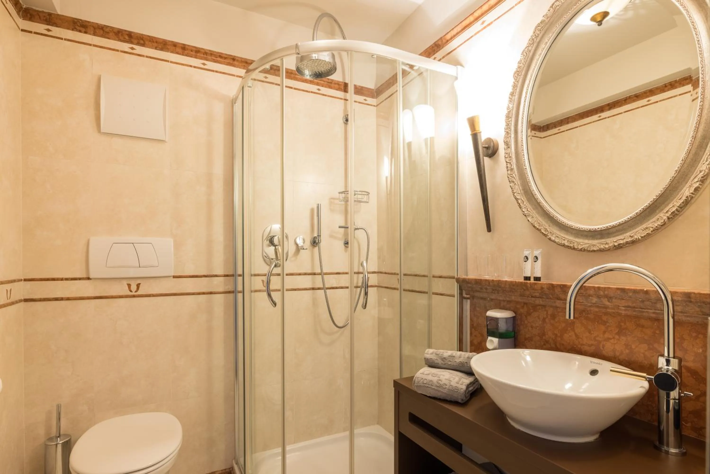 Bathroom in Hotel Finkenhof - Feel at home