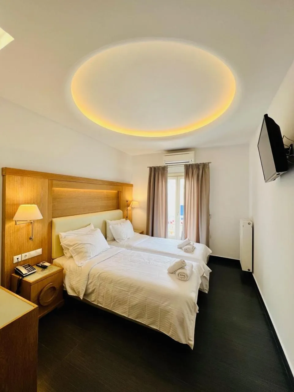 Photo of the whole room in Matogianni Hotel