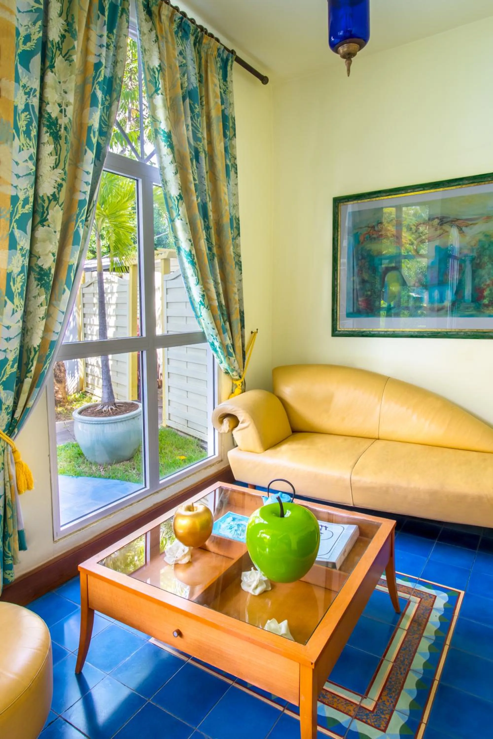 Library in Le Nautile Beachfront