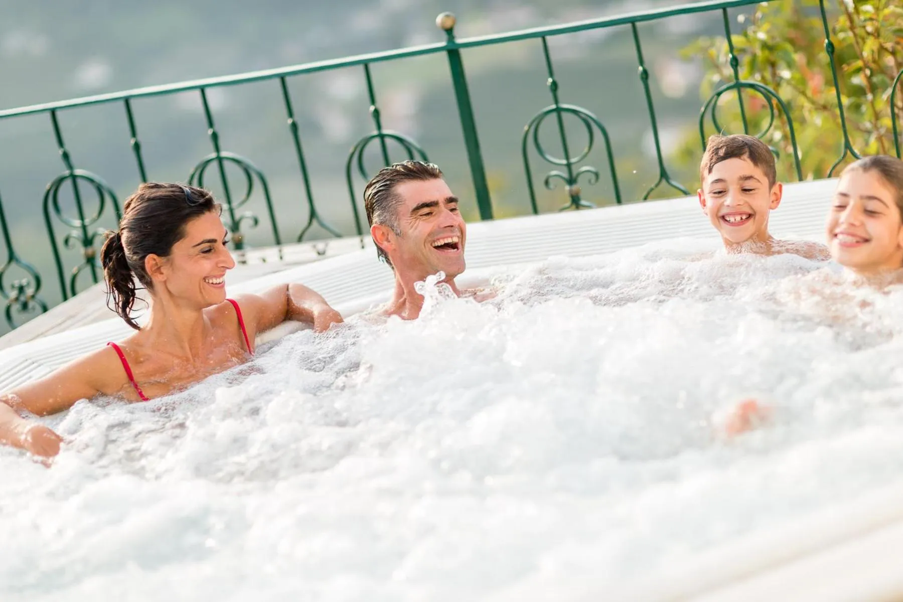 Hot Tub in Hotel Finkennest - Panoramic Garden Resort