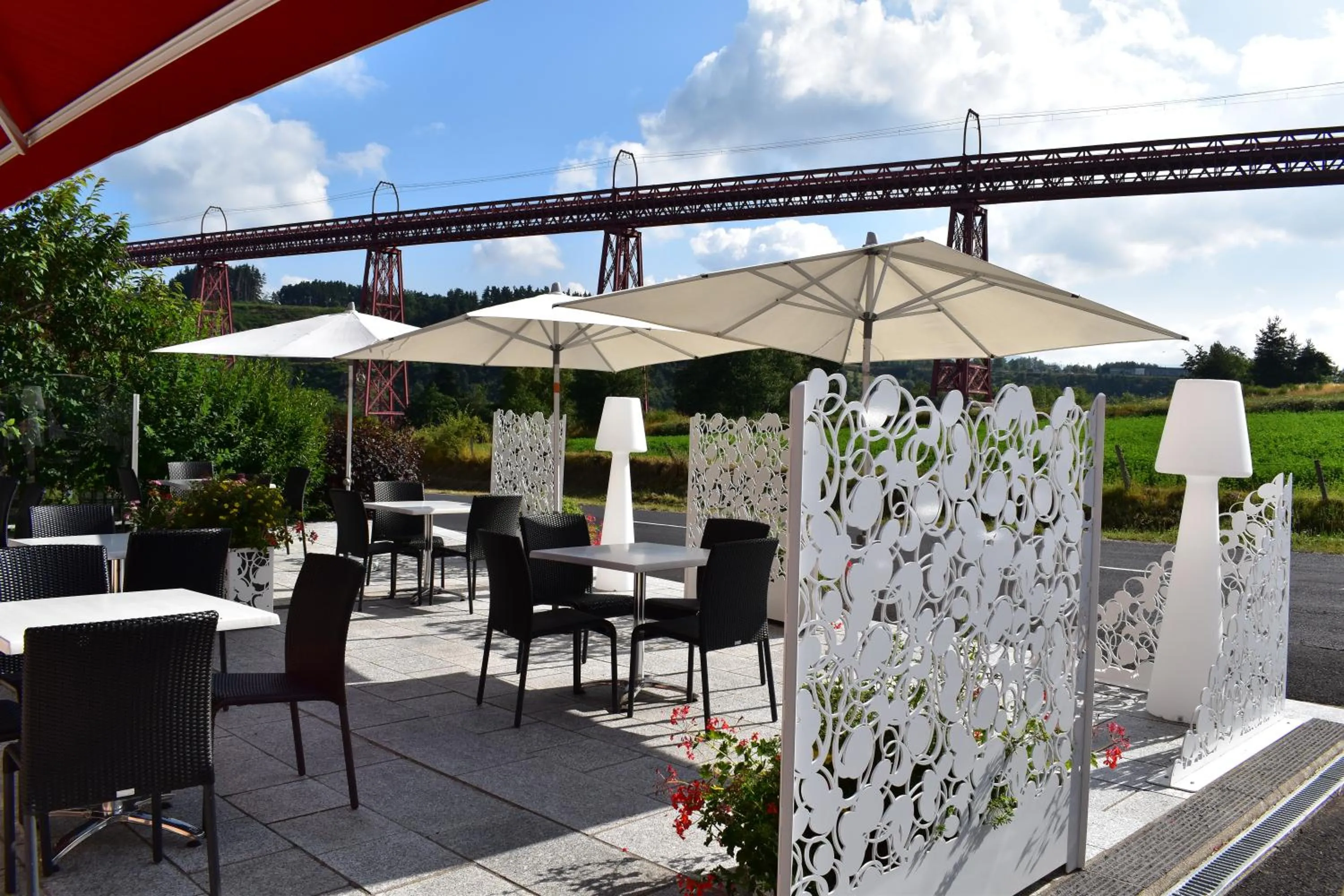 Balcony/Terrace in Logis Hôtel Beau Site