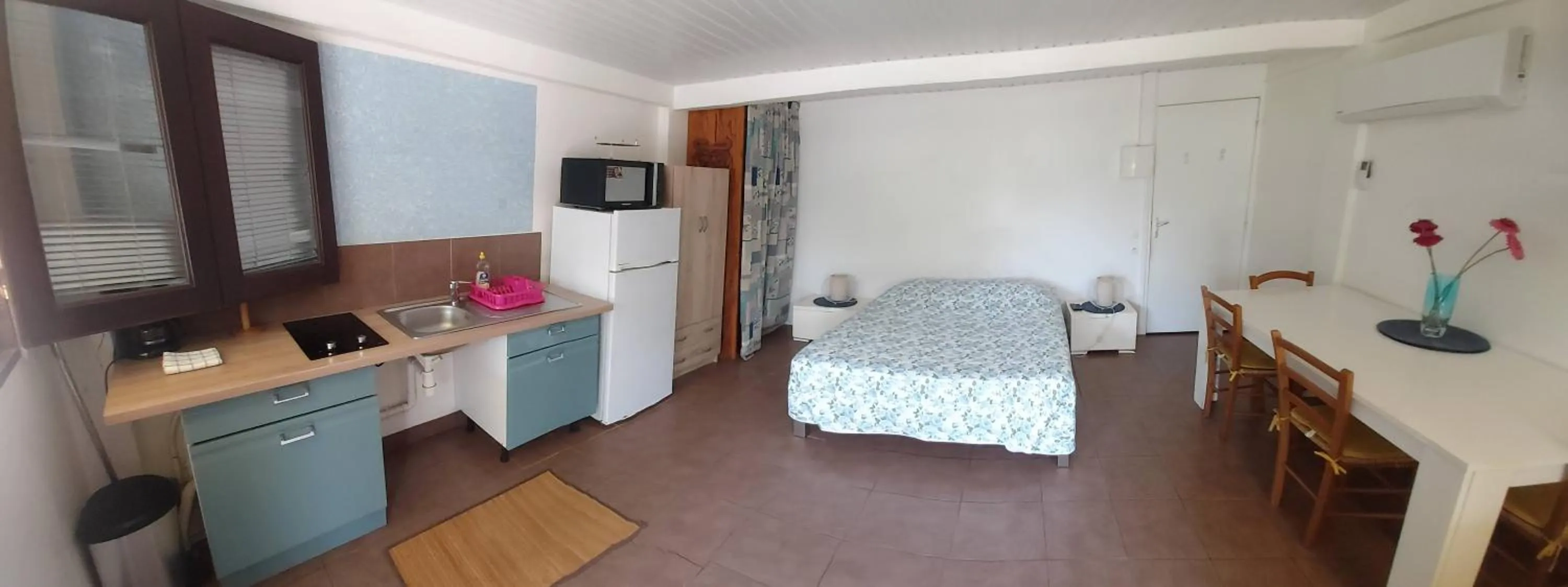 View (from property/room), Bed in Au Petit Canal Fleuri