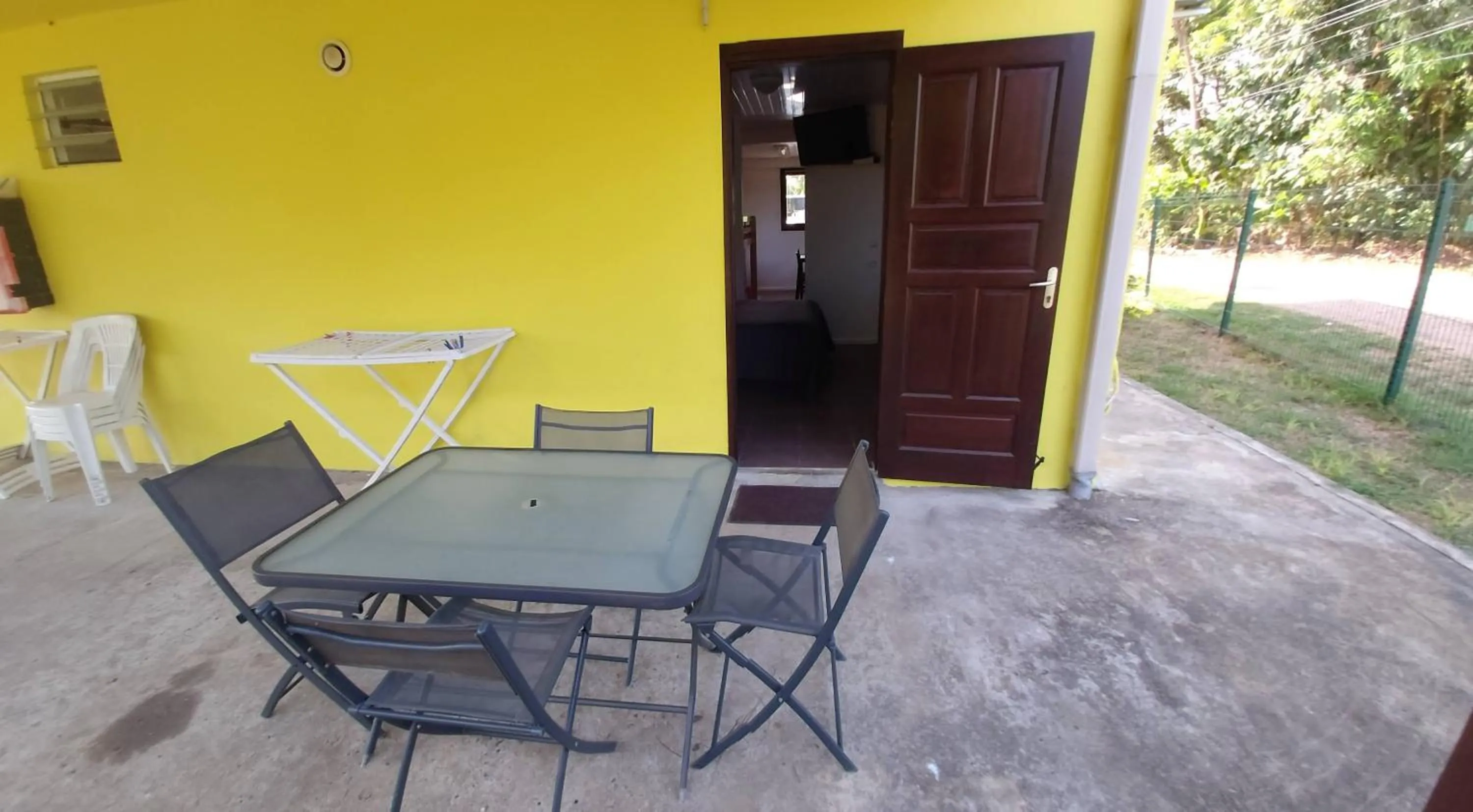 Balcony/Terrace in Au Petit Canal Fleuri