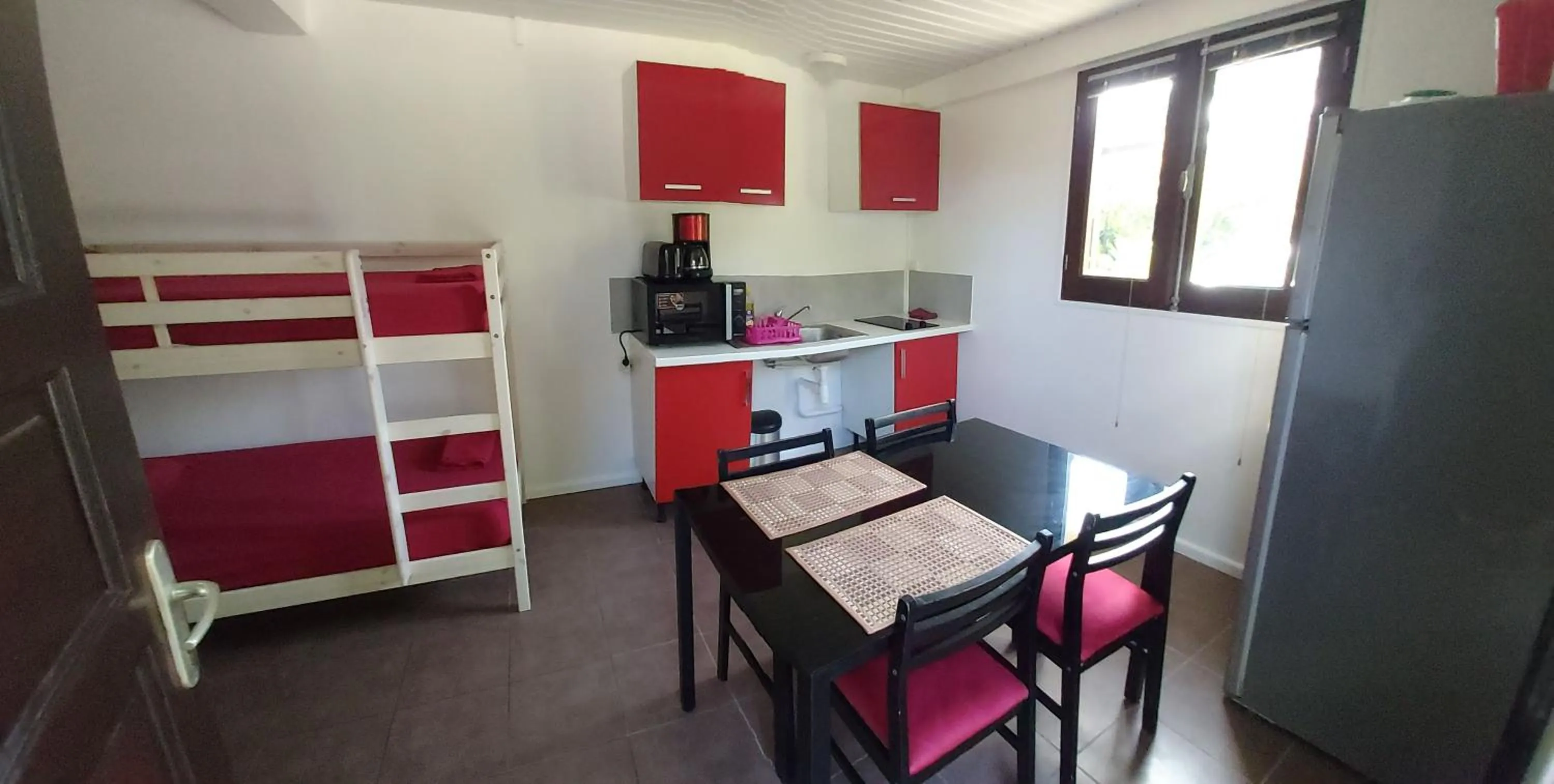 kitchen in Au Petit Canal Fleuri