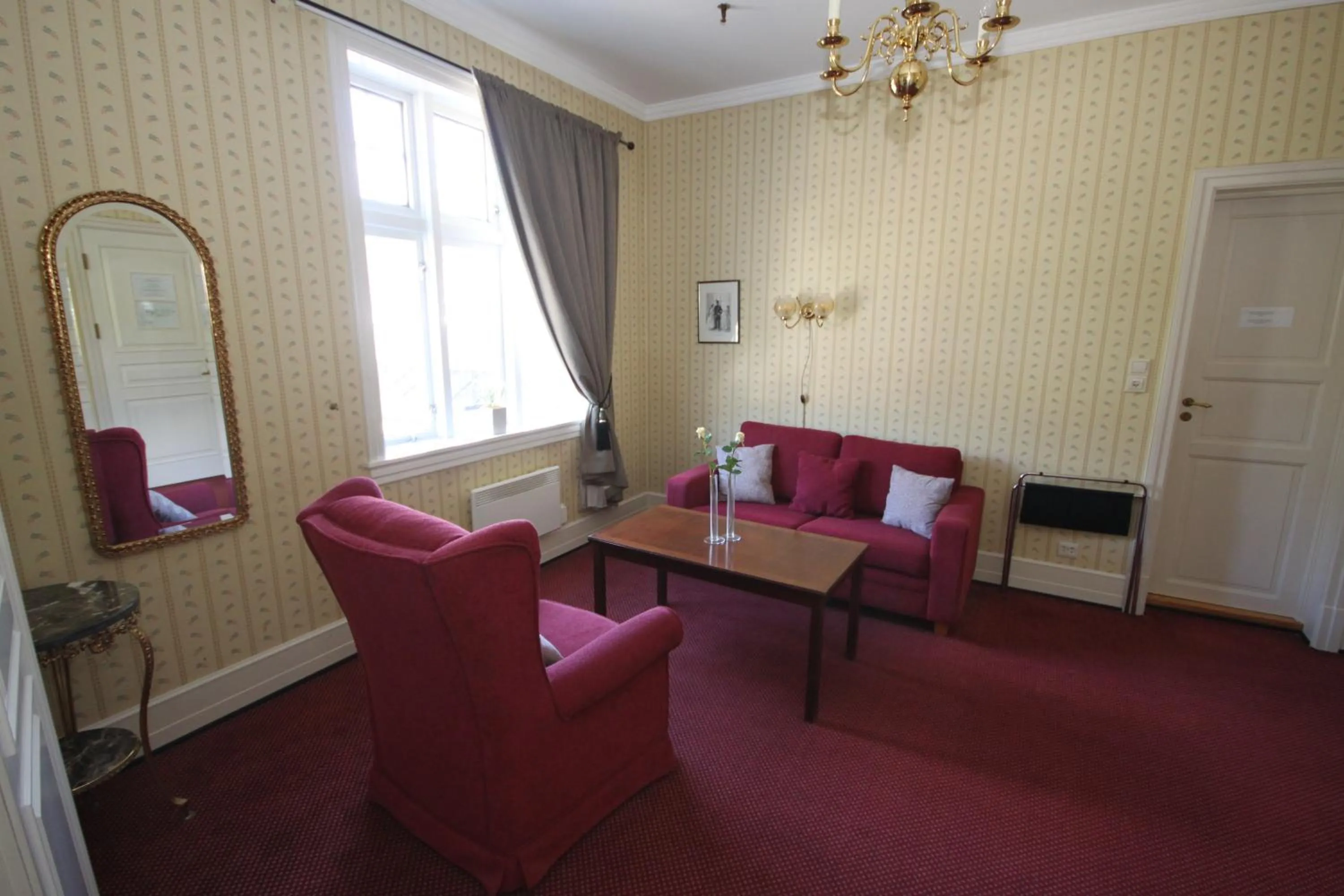 Living room in Sauda Fjordhotell