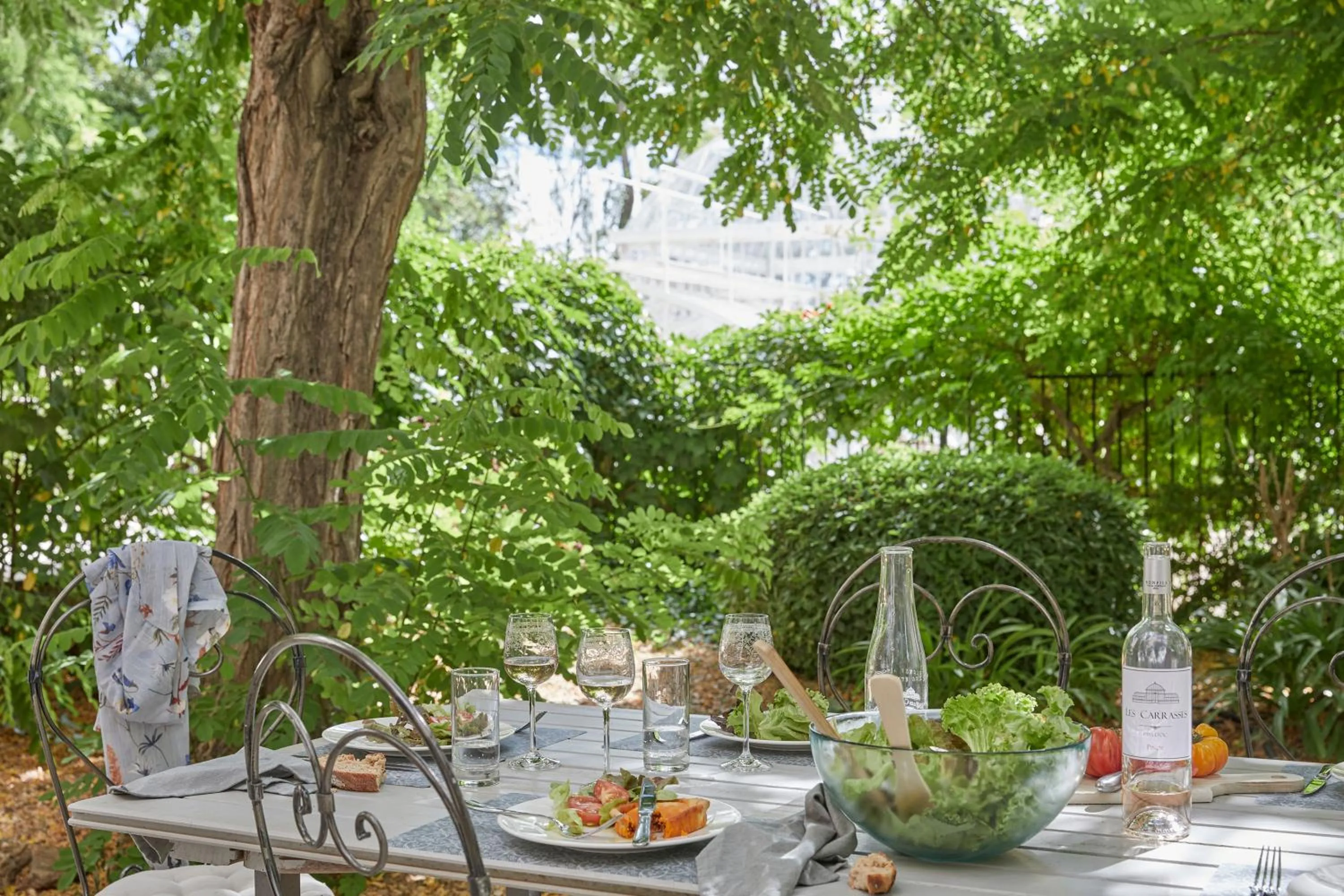 Dining area in Château Les Carrasses