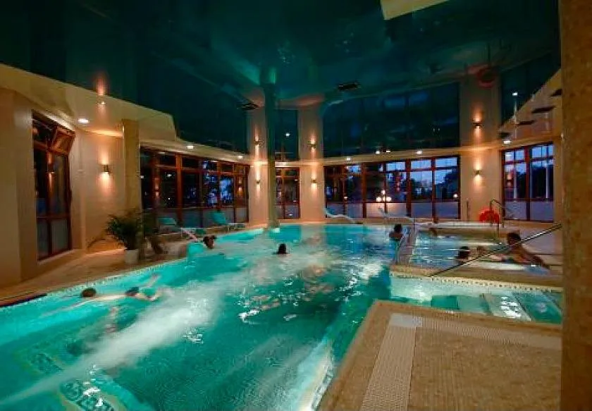Hot Tub in Dworek Morski SPA & Wellness