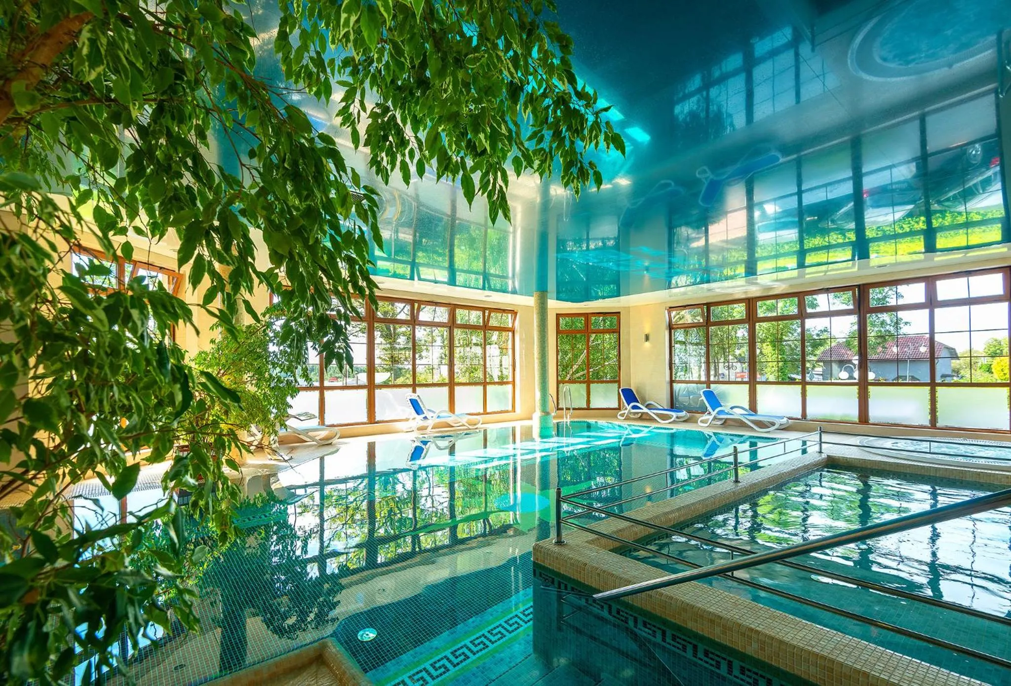 Swimming pool in Dworek Morski SPA & Wellness