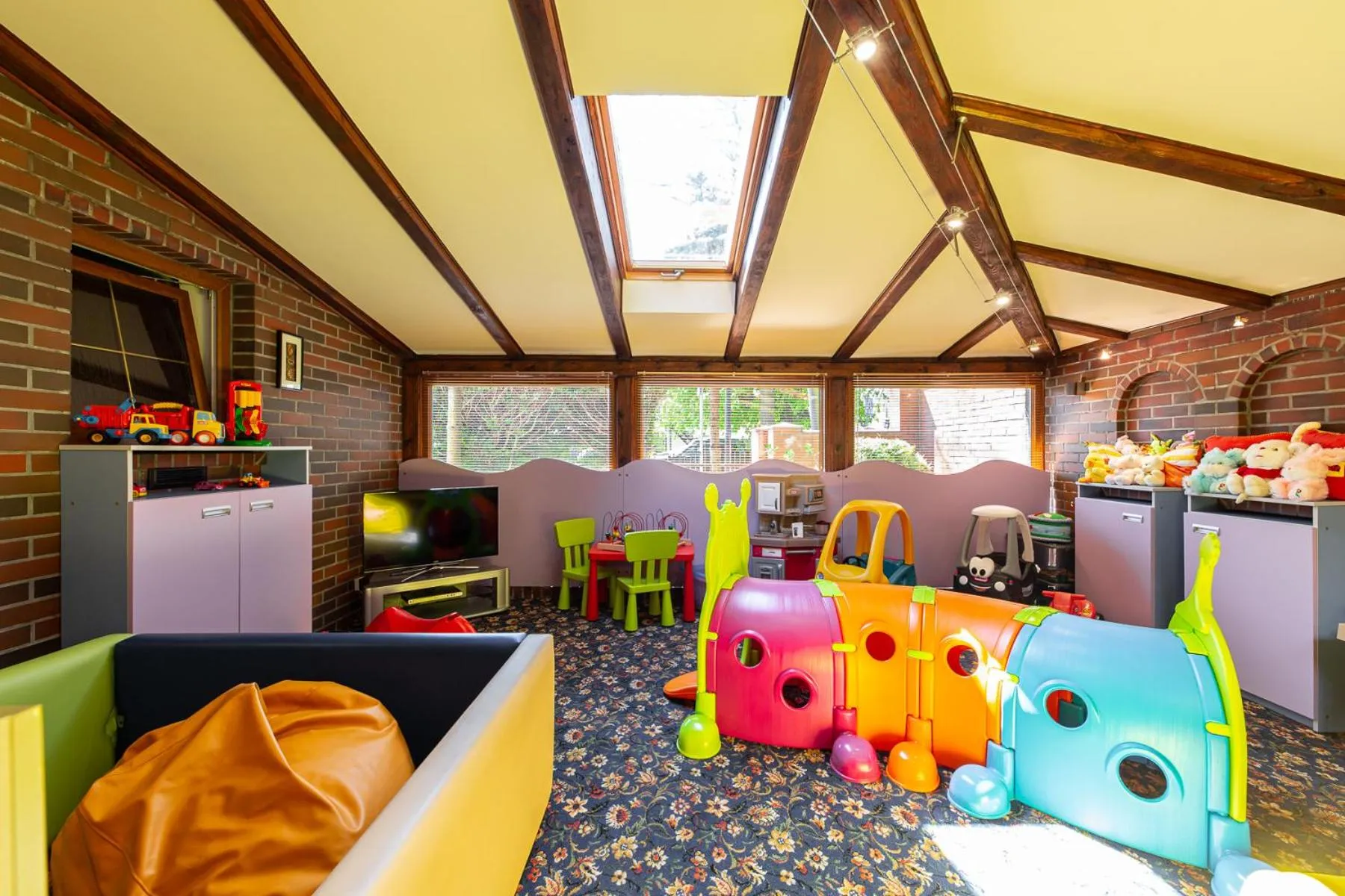 Children play ground in Dworek Morski SPA & Wellness