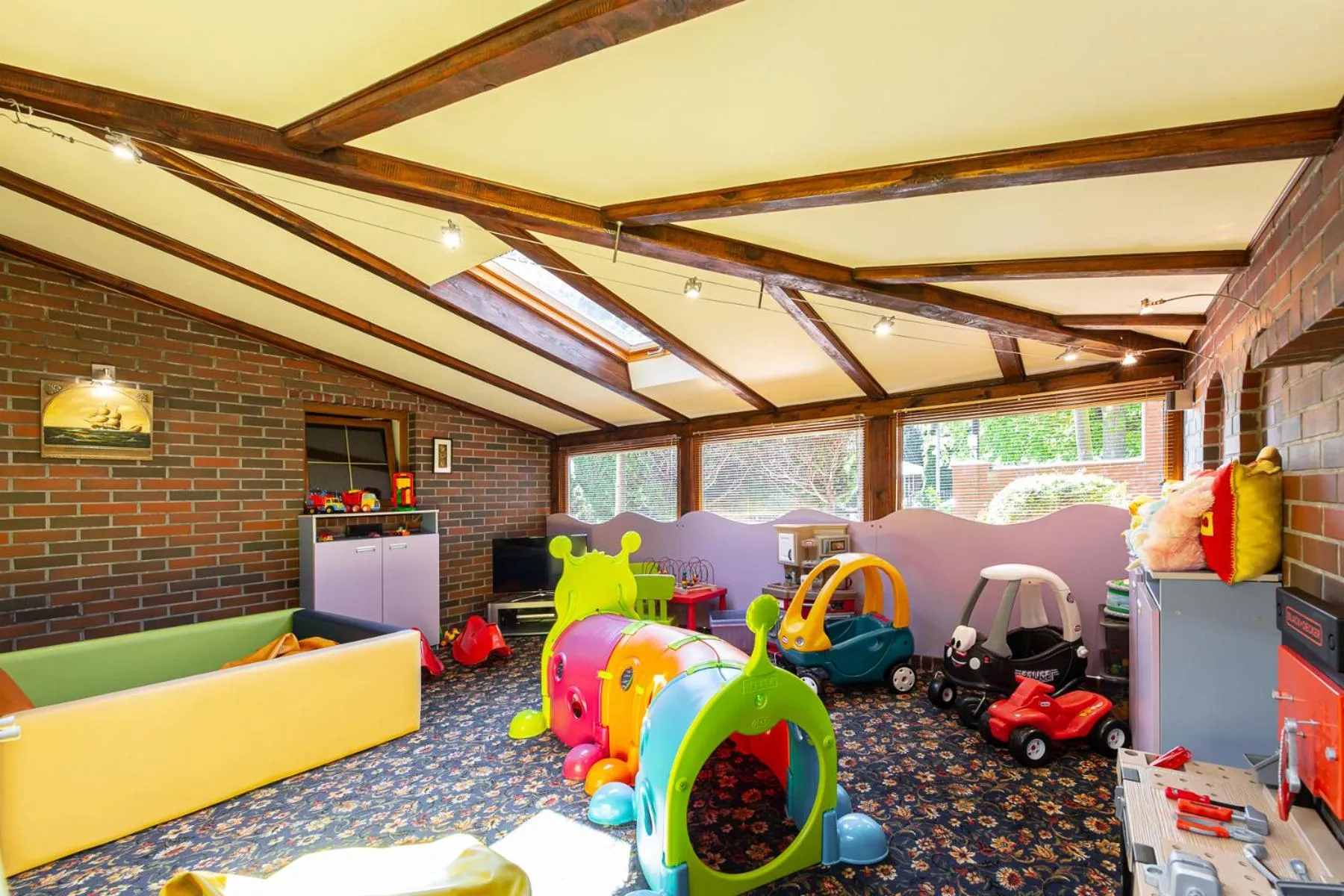 Children play ground in Dworek Morski SPA & Wellness