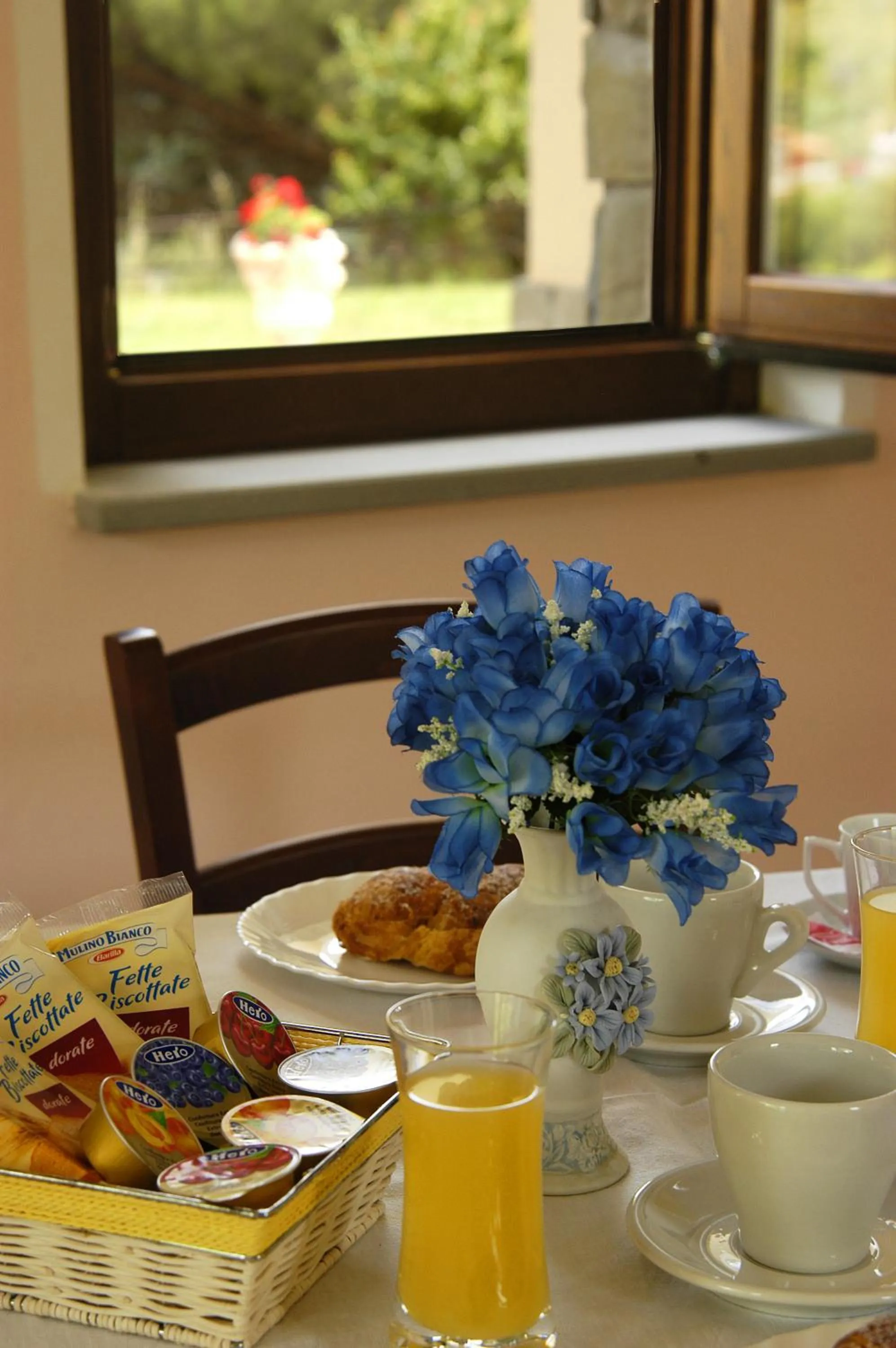 Breakfast in Villa Le Torrette