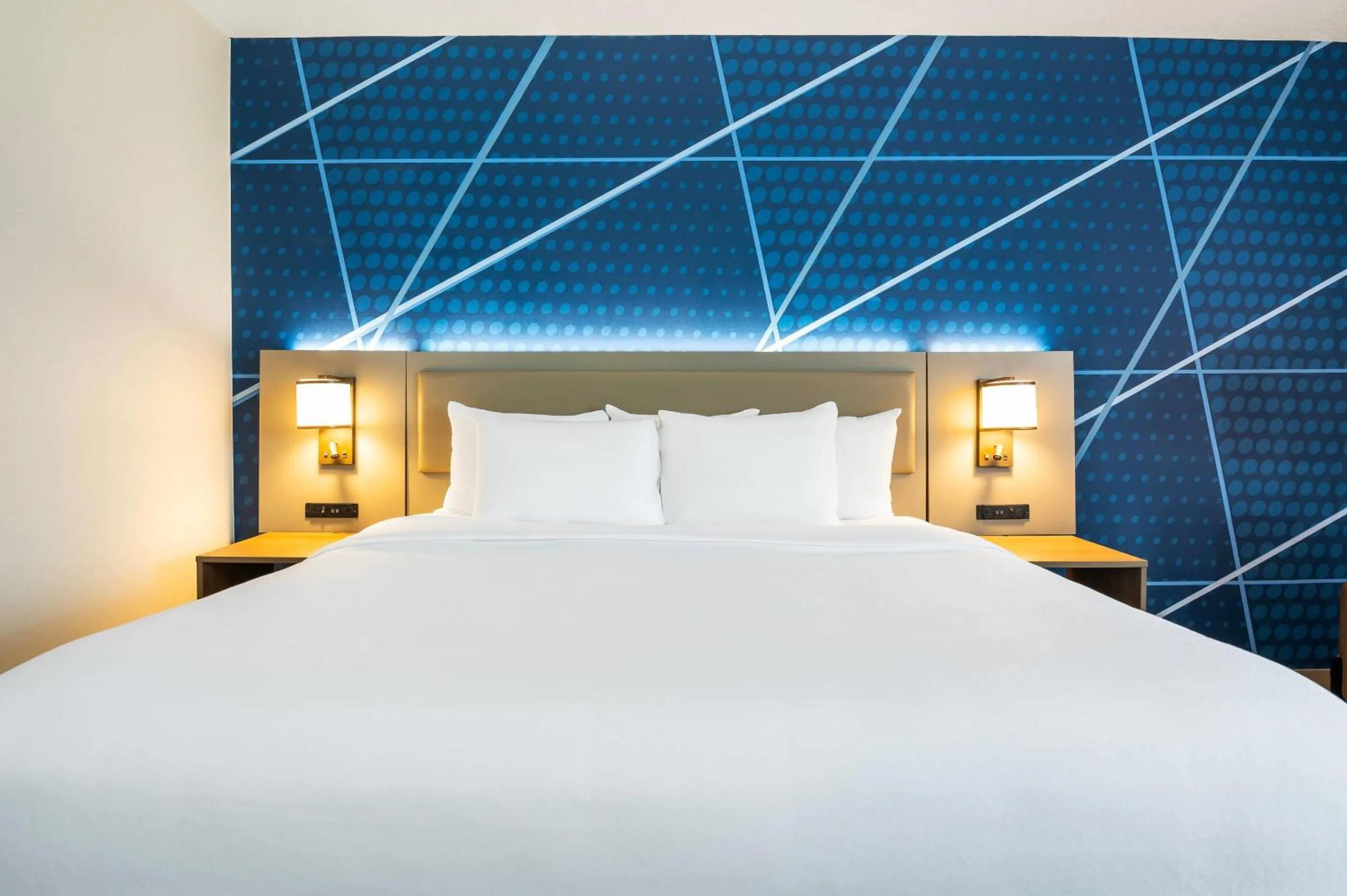 Bedroom, Bed in Comfort Inn & Suites