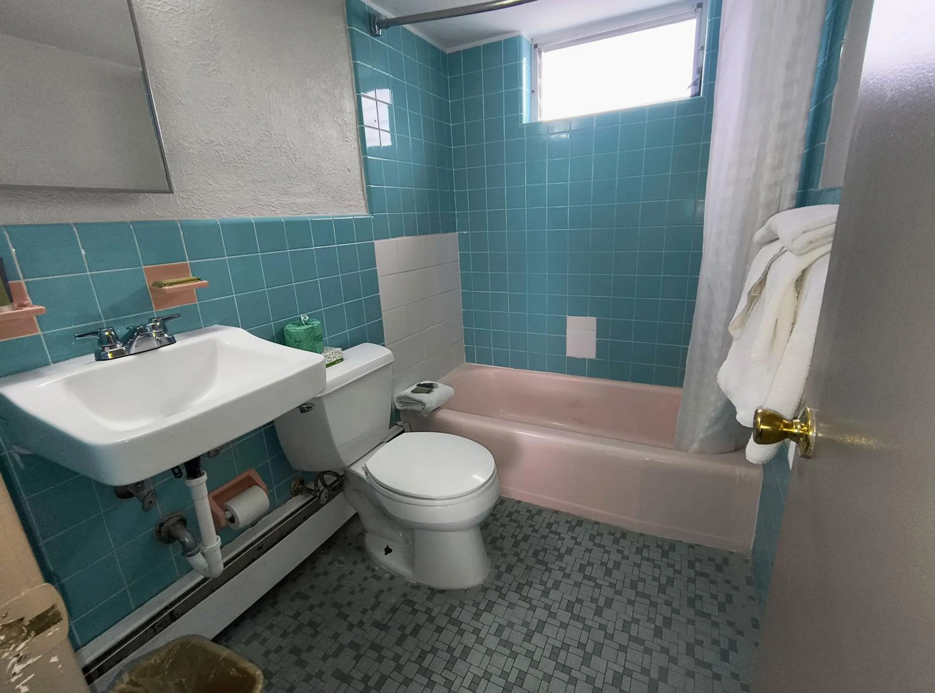 Monaco Motel - Wildwood Beach & Boardwalk