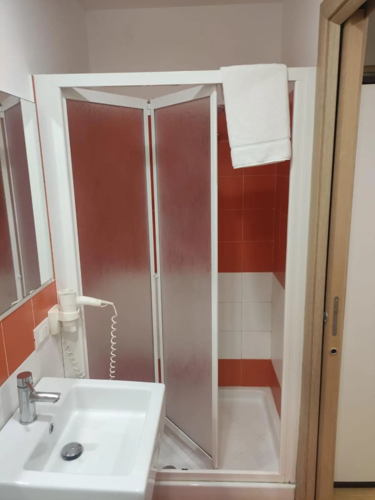 Shower in Cortile Antico