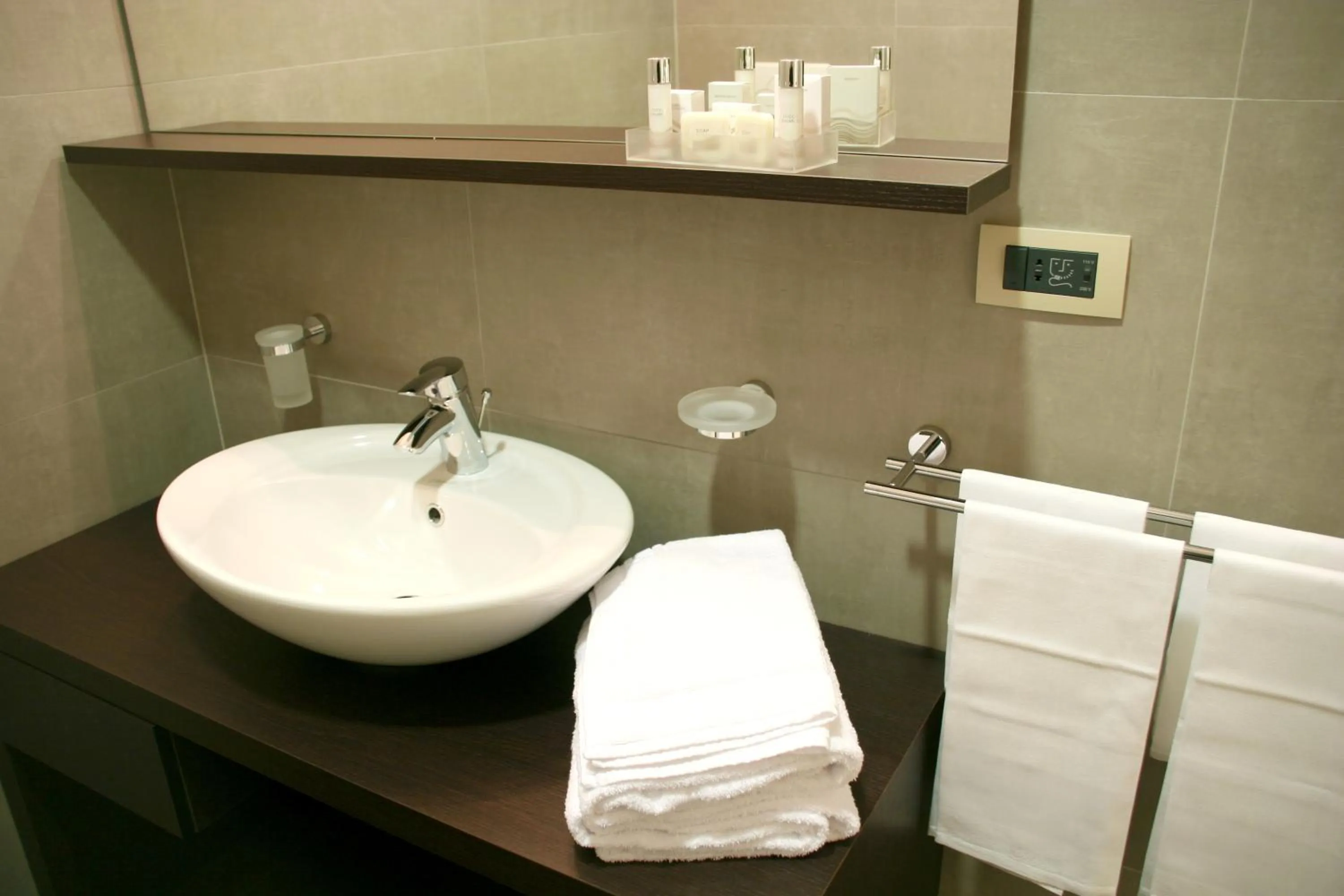 Bathroom in Residence Diamanterosso