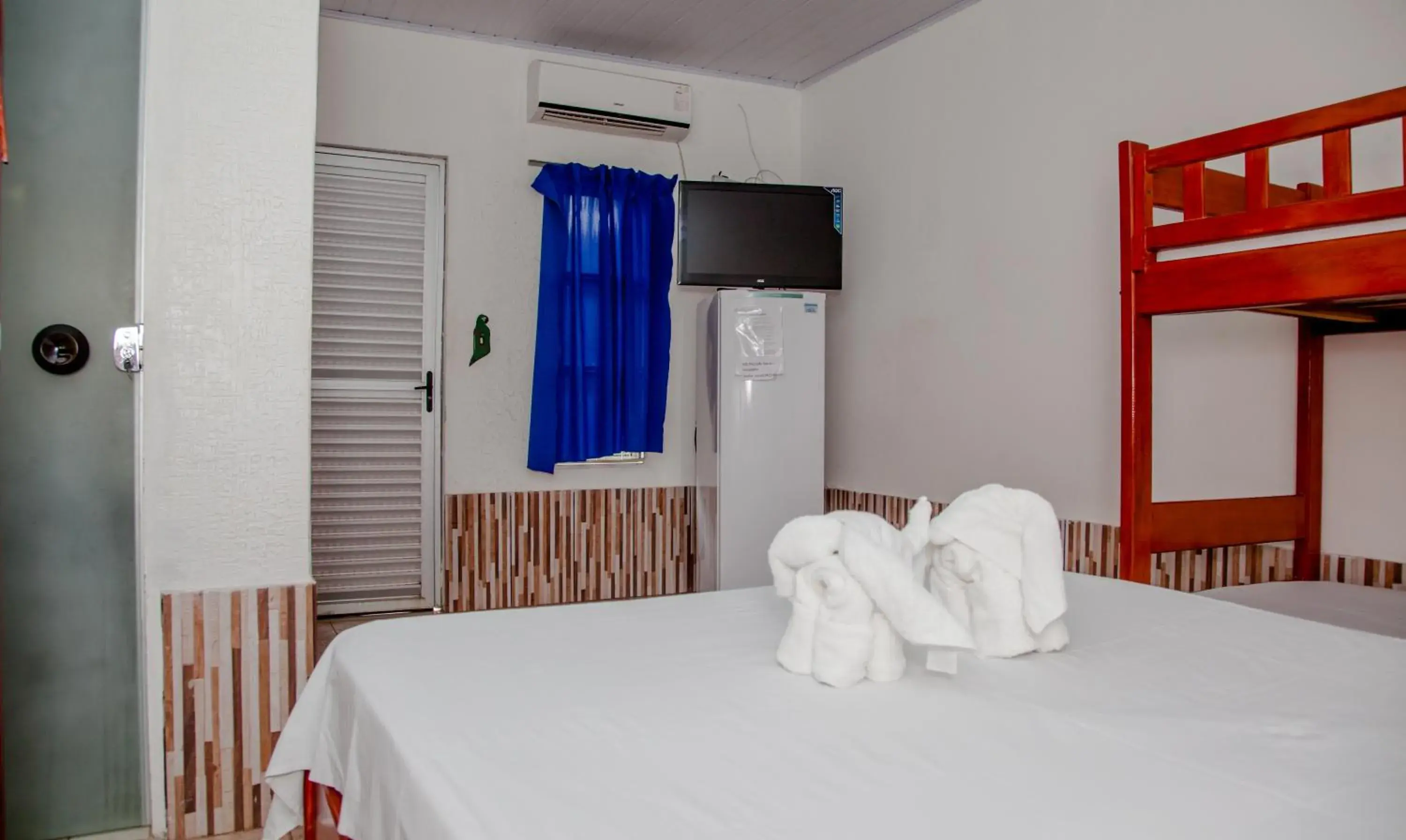 Quintuple Room (5 Adults) in Pousada Sucuri Quintuple Room (5 Adults) in Pousada Sucuri