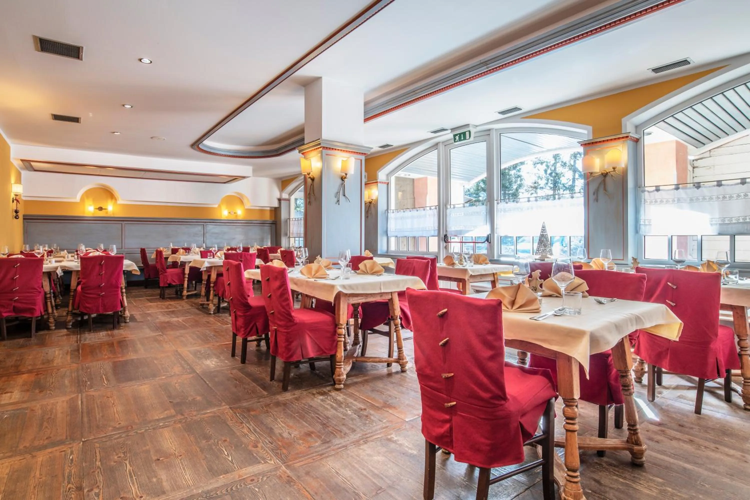 Restaurant/places to eat in Sporting Aparthotel