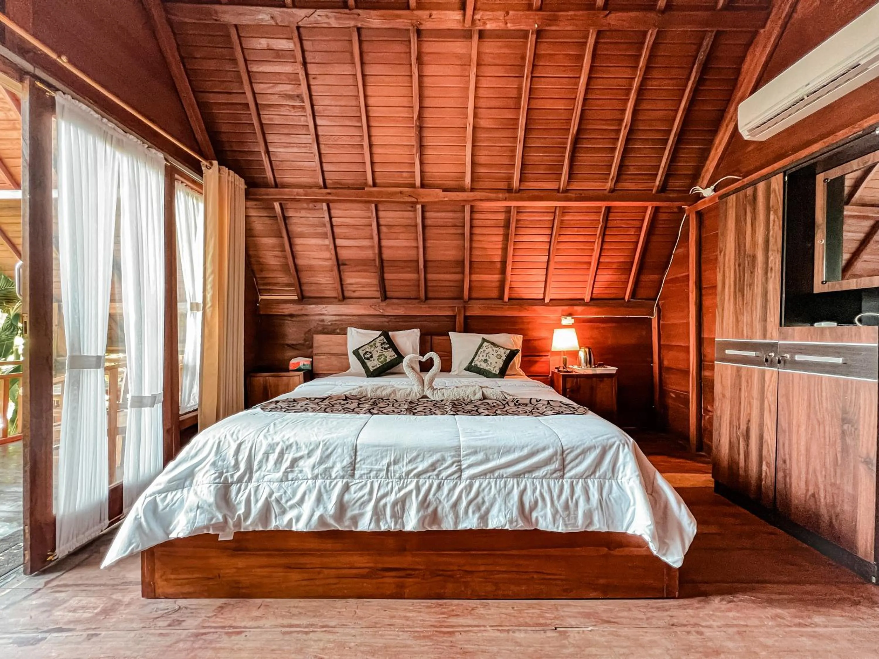 Bed in Gayatri Bungalows