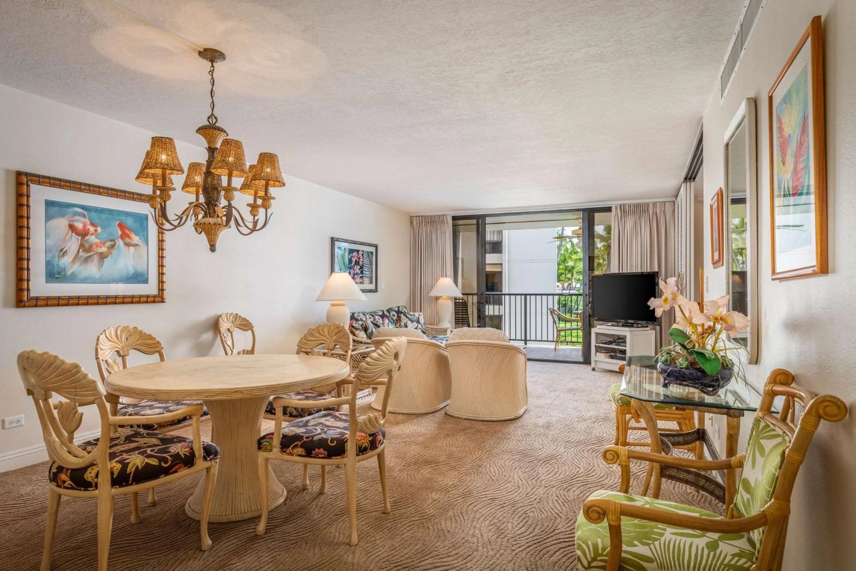 TV and multimedia in Aston Kona By The Sea