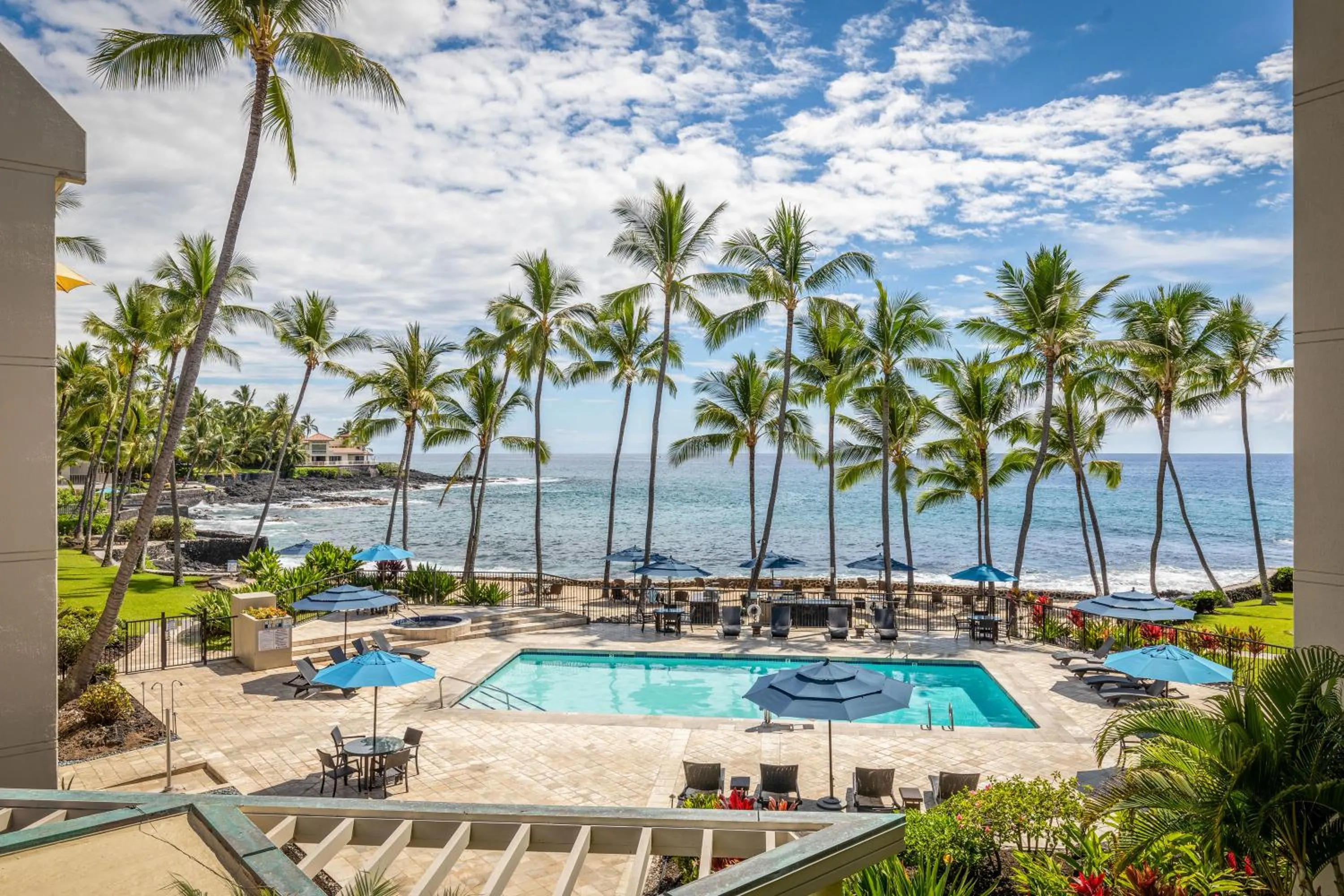 Day in Aston Kona By The Sea