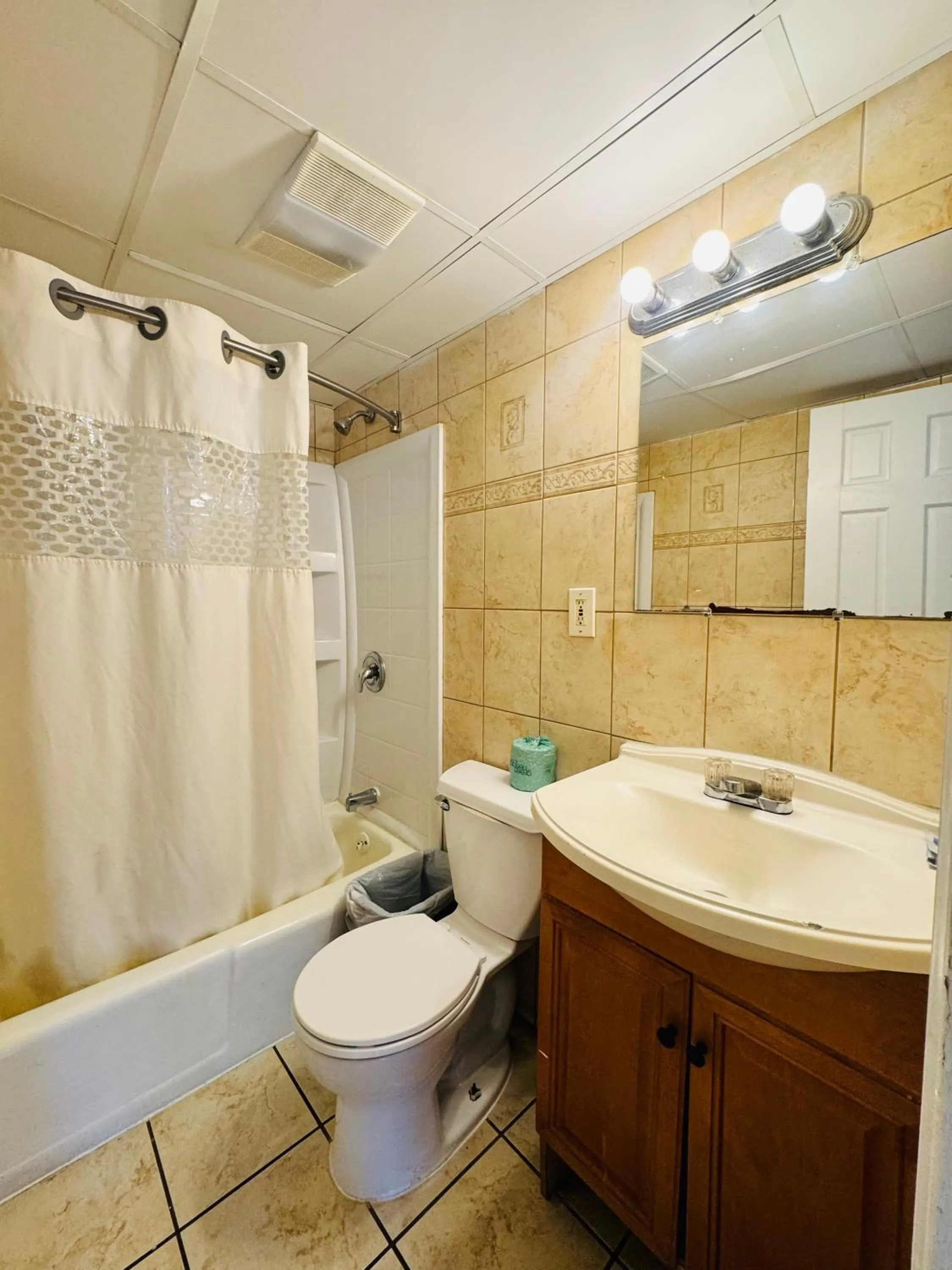 Shower in Skyview Manor Motel