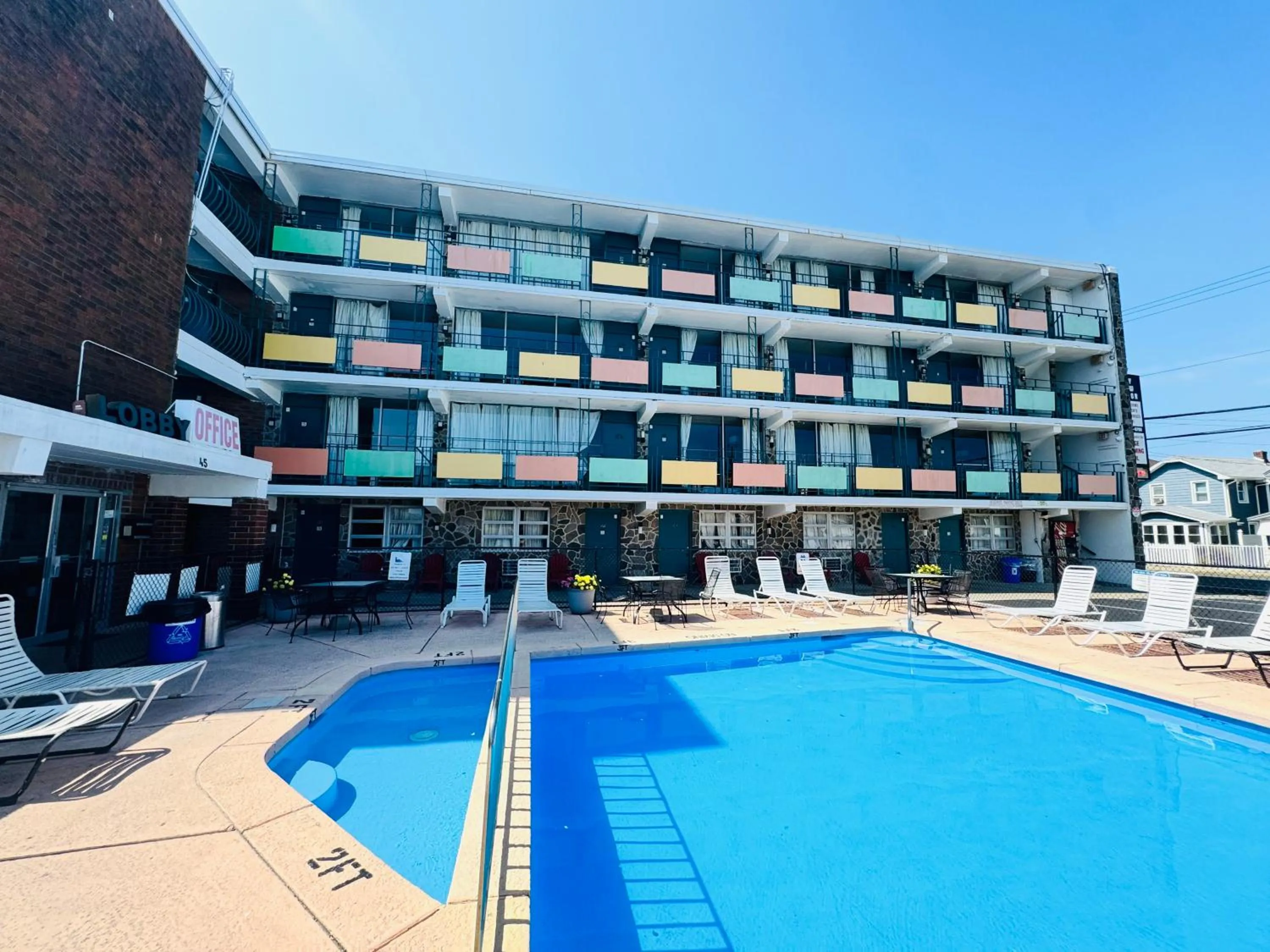 Property building in Skyview Manor Motel