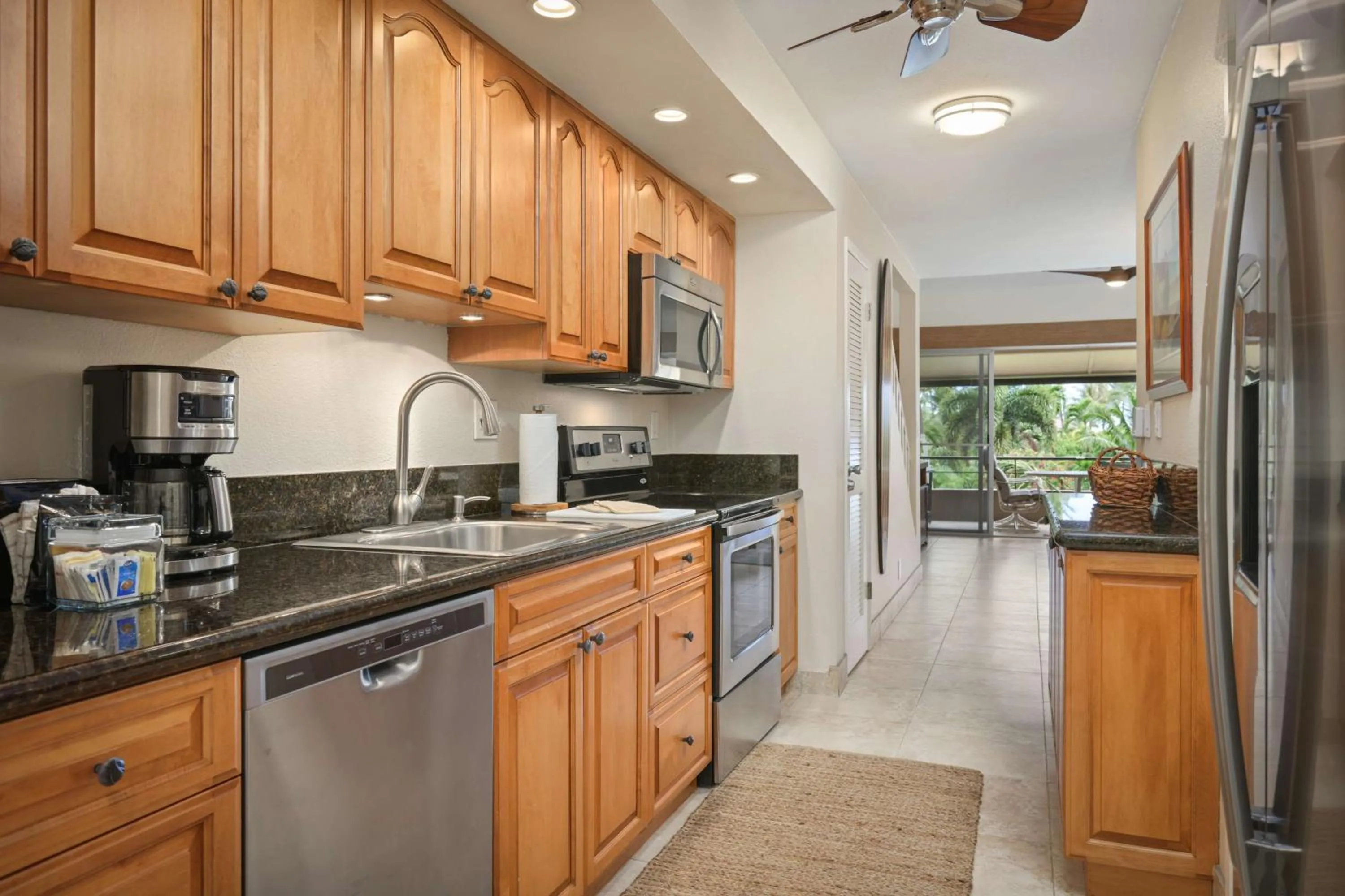Coffee/tea facilities in Aston Maui Kaanapali Villas