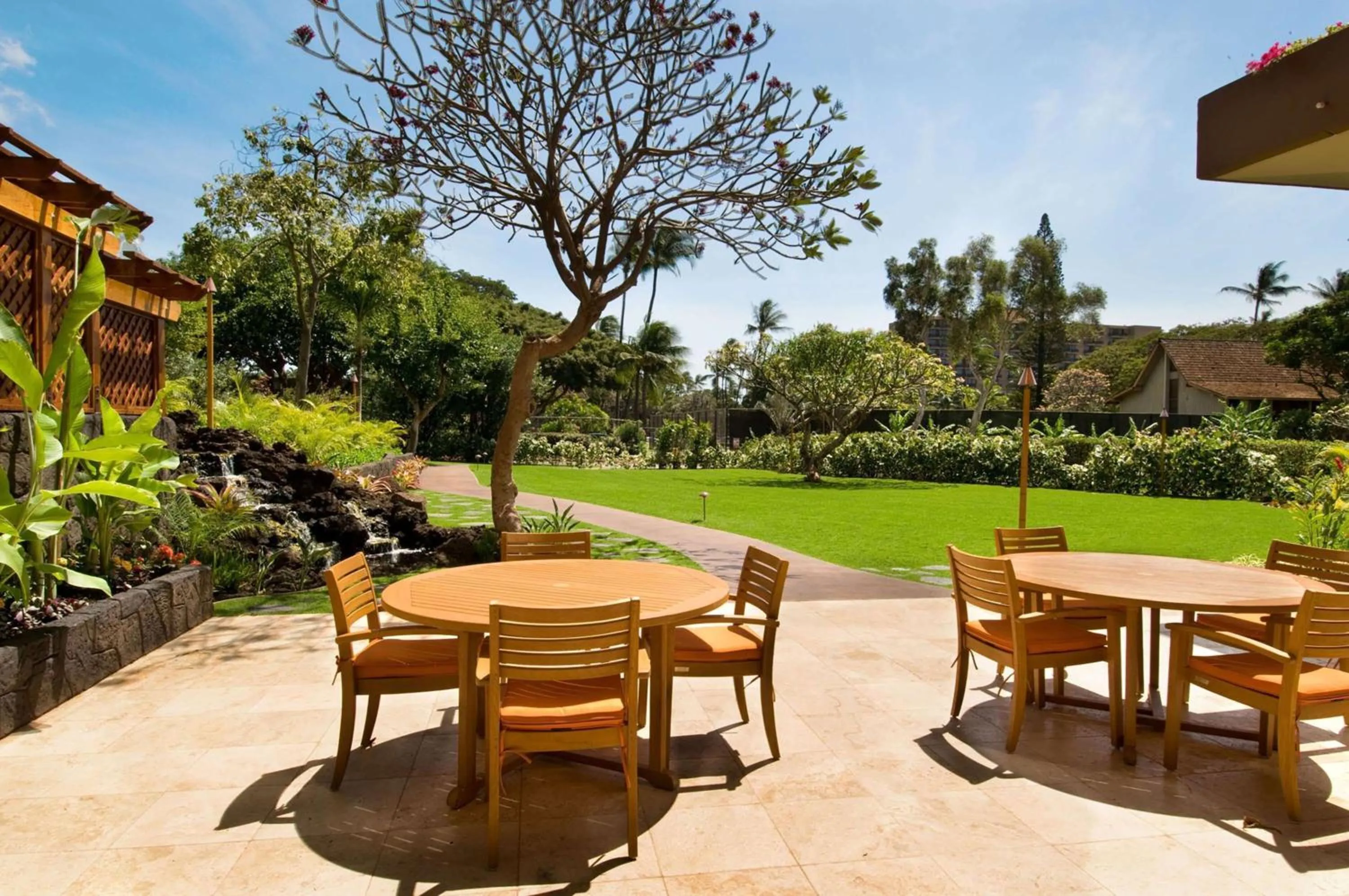 Property building in Aston Maui Kaanapali Villas