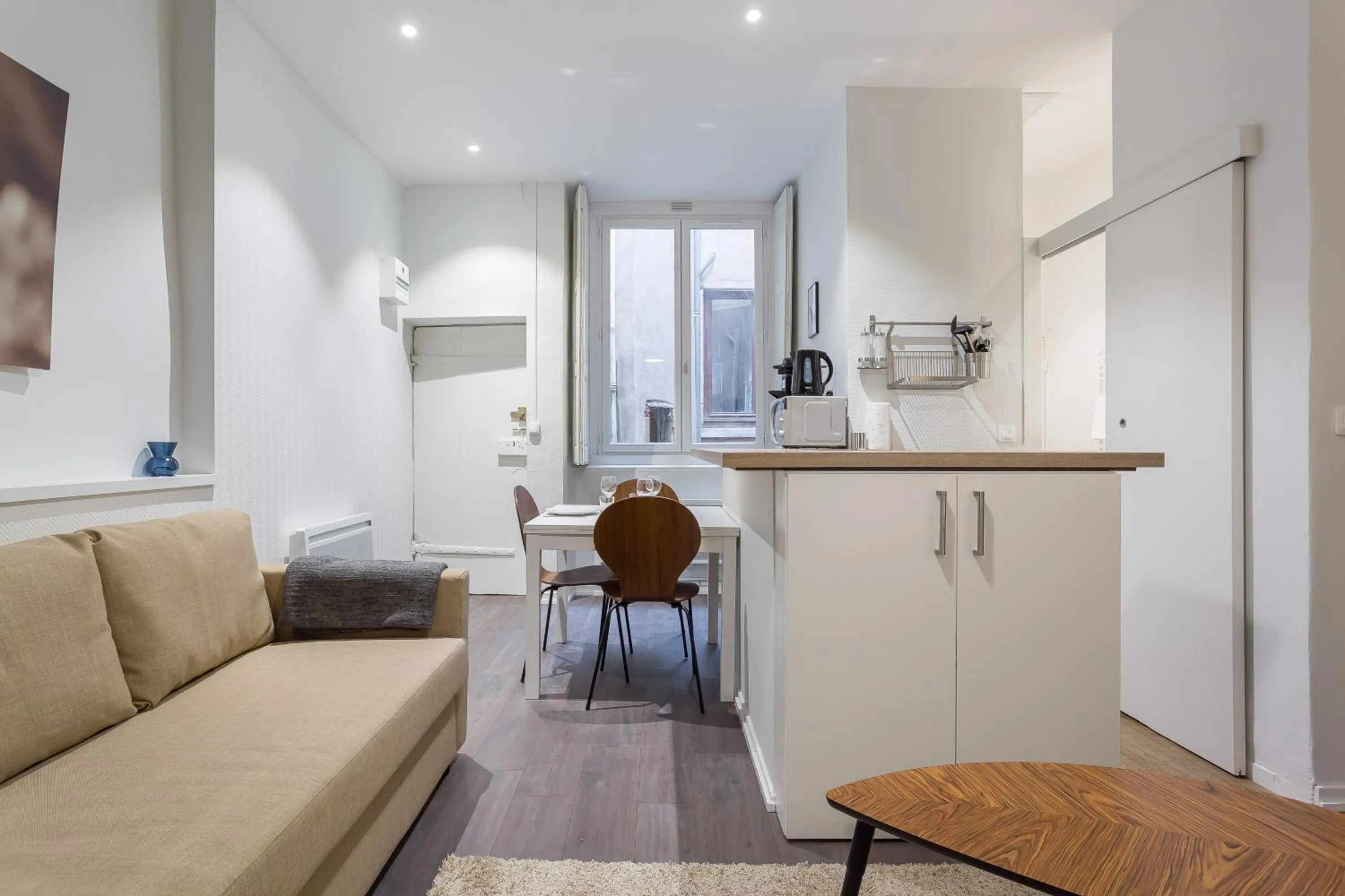 Jusquà 6 personnes au coeur du Vieux Lyon