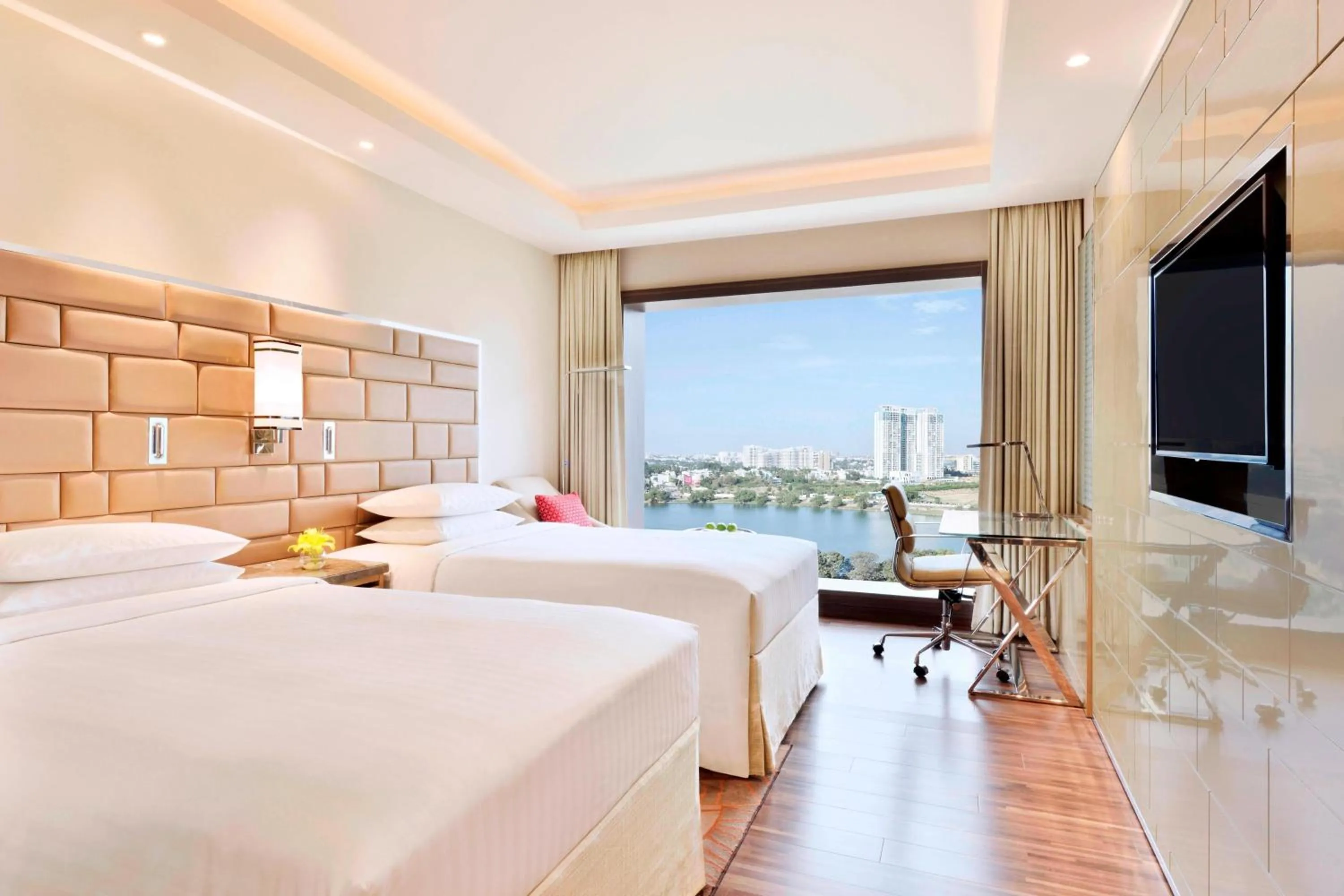 Photo of the whole room, Bed in Courtyard by Marriott Bengaluru Hebbal