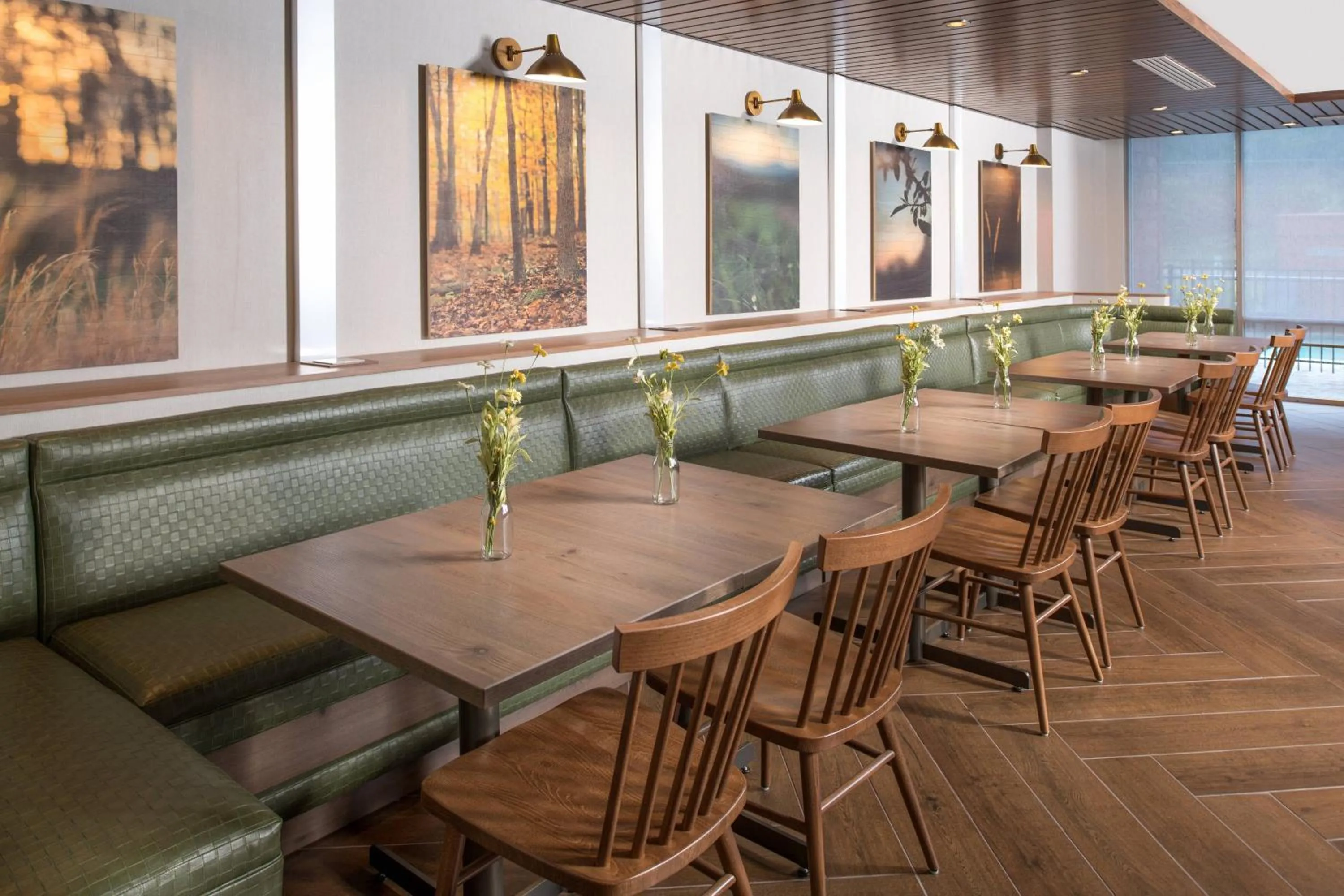 Breakfast in Fairfield Inn & Suites by Marriott Athens