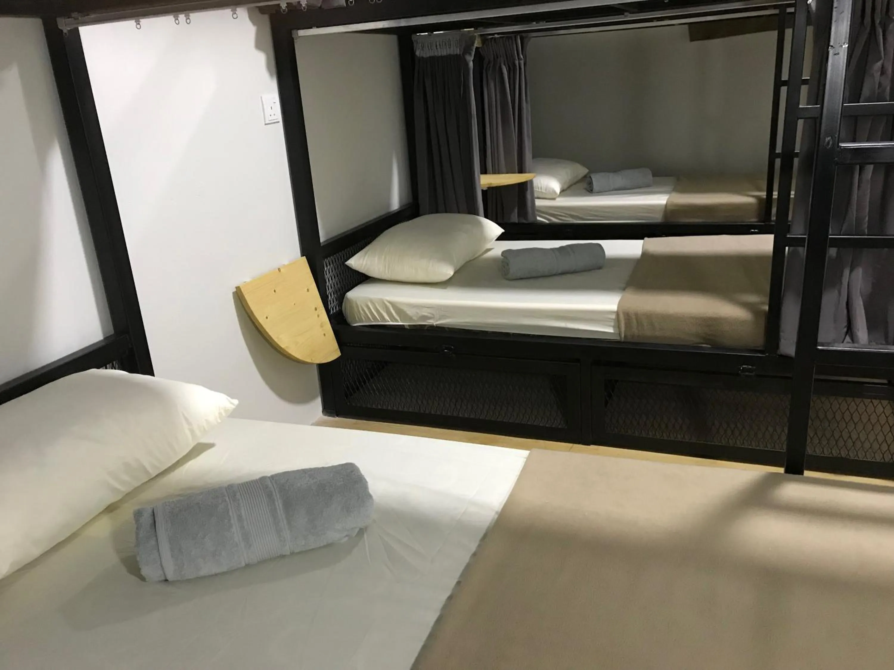 Bed in The Good Travelers Hostel - KL Airport