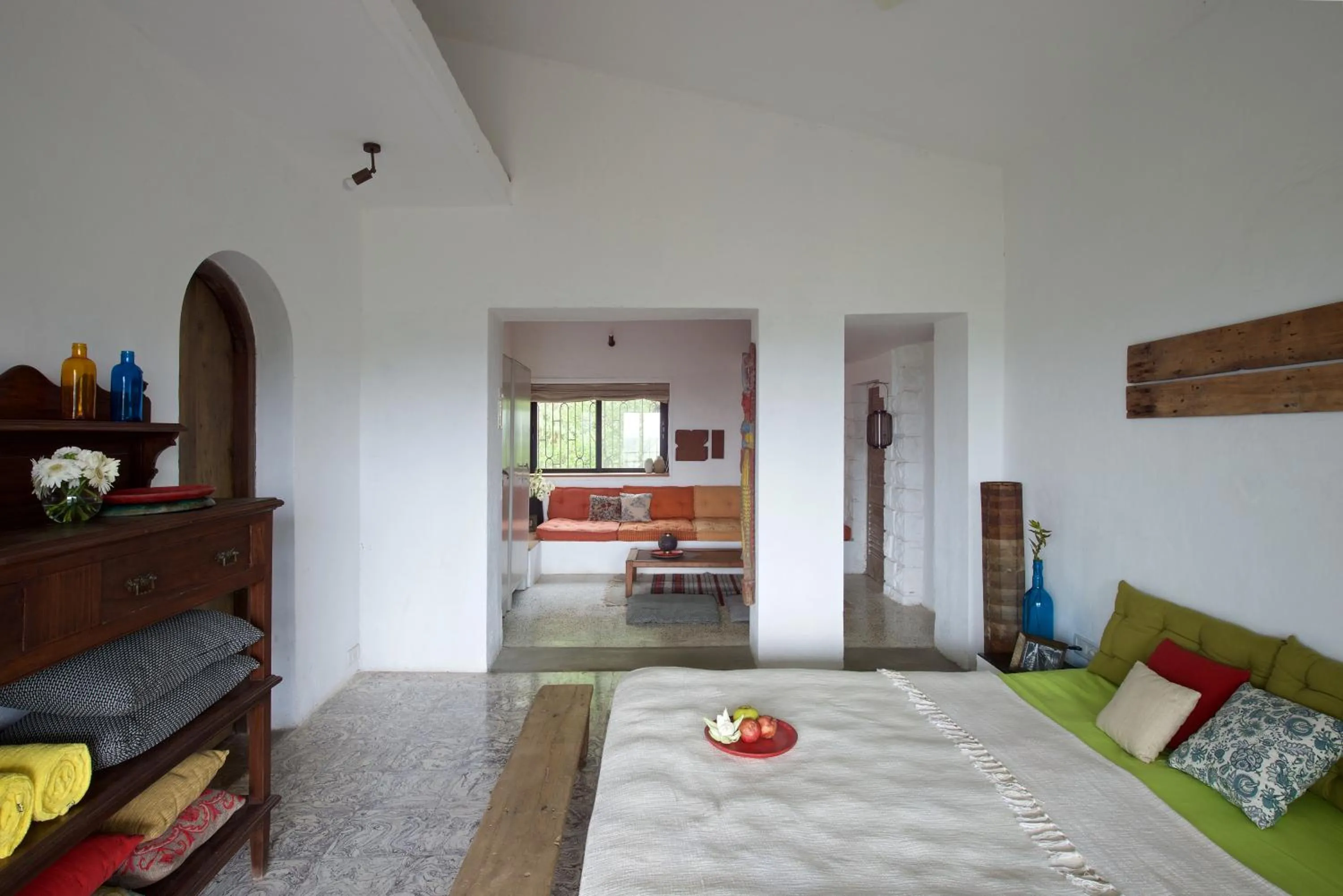 Bedroom, Bed in Bungalow 89 by StayVista - A hill-view villa adorned with eclectic interiors for a truly unique & captivating stay