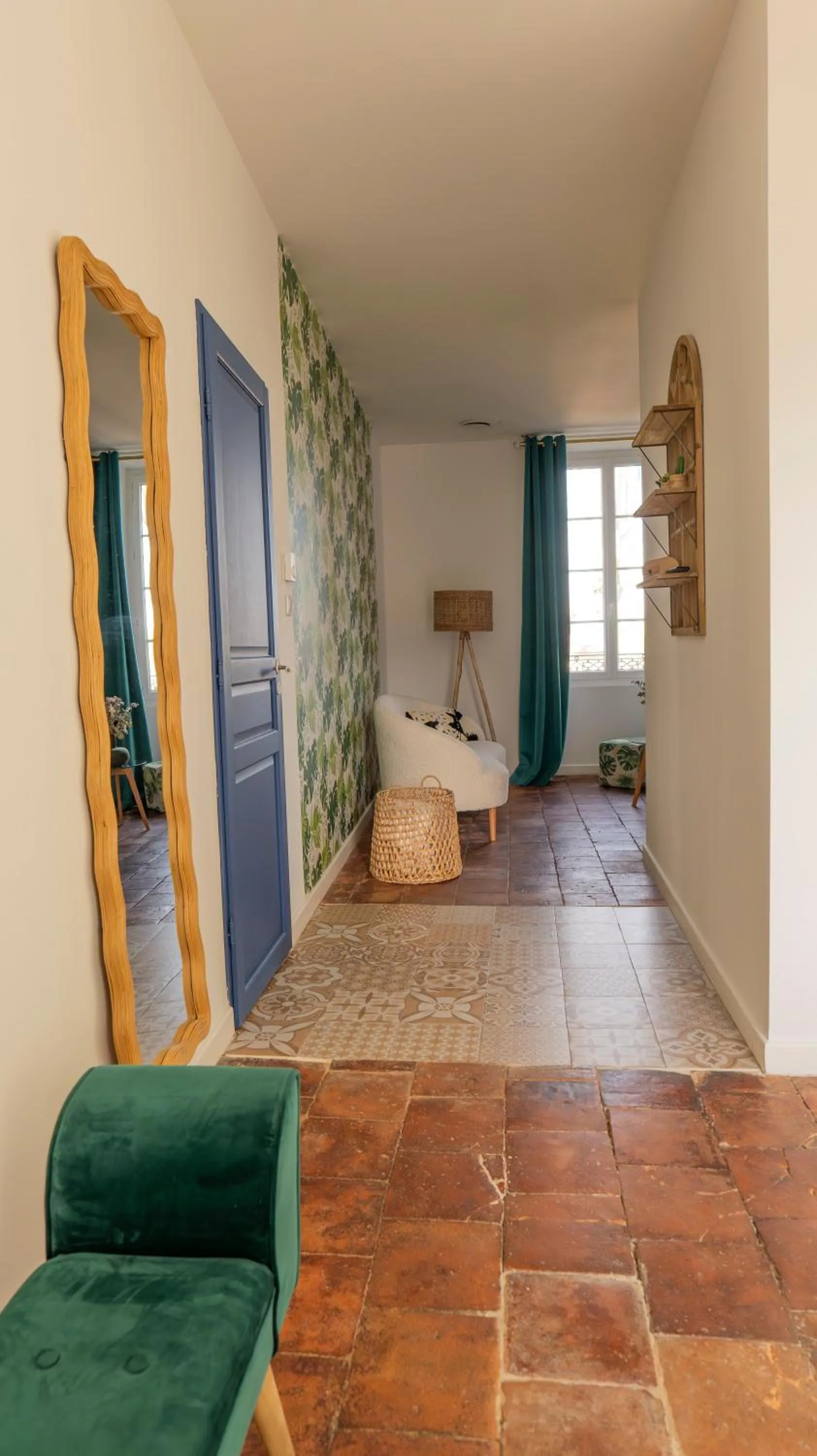 Bedroom, Bed in Effets Personnels