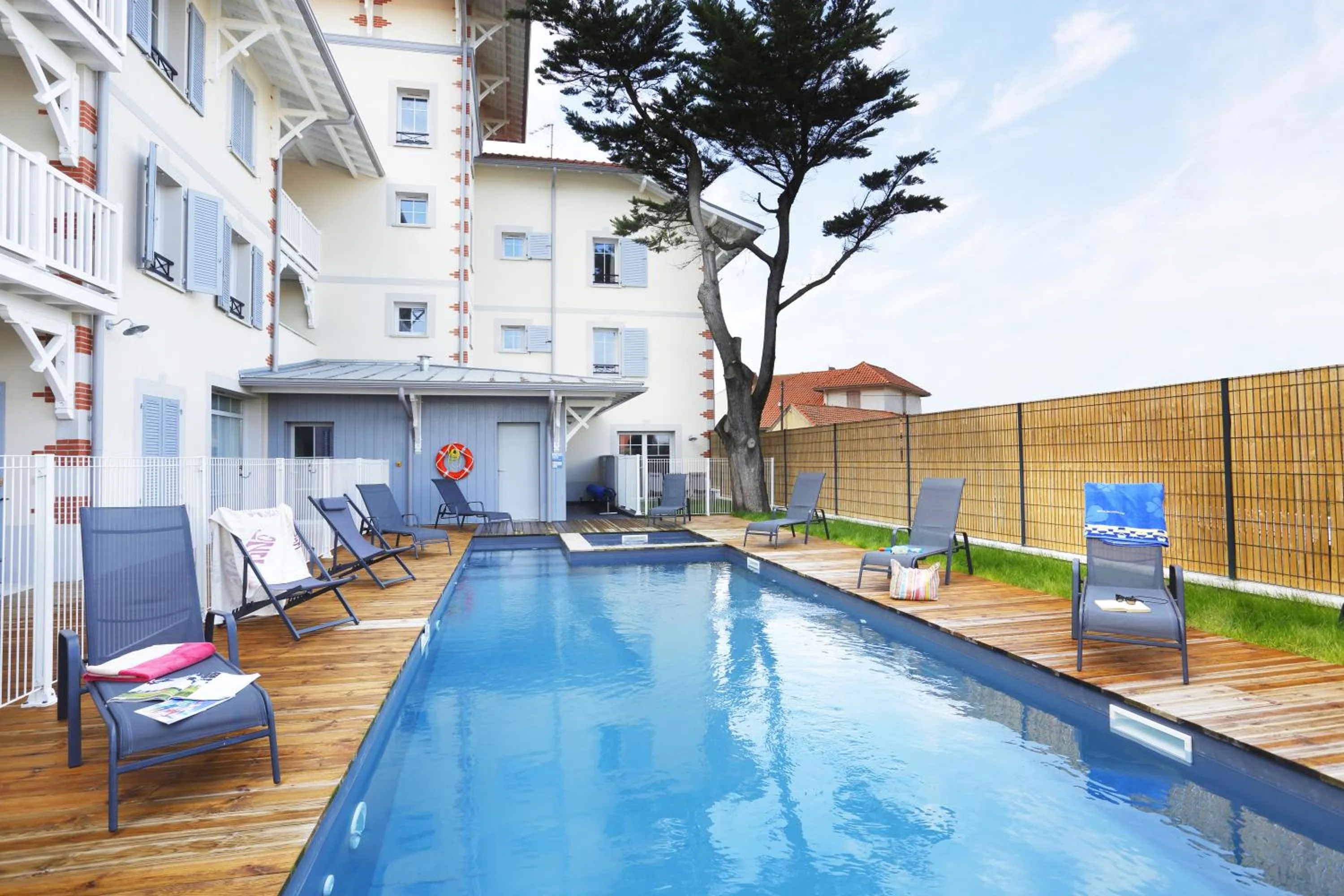 Swimming pool in Résidence Néméa Le Marché de la Plage