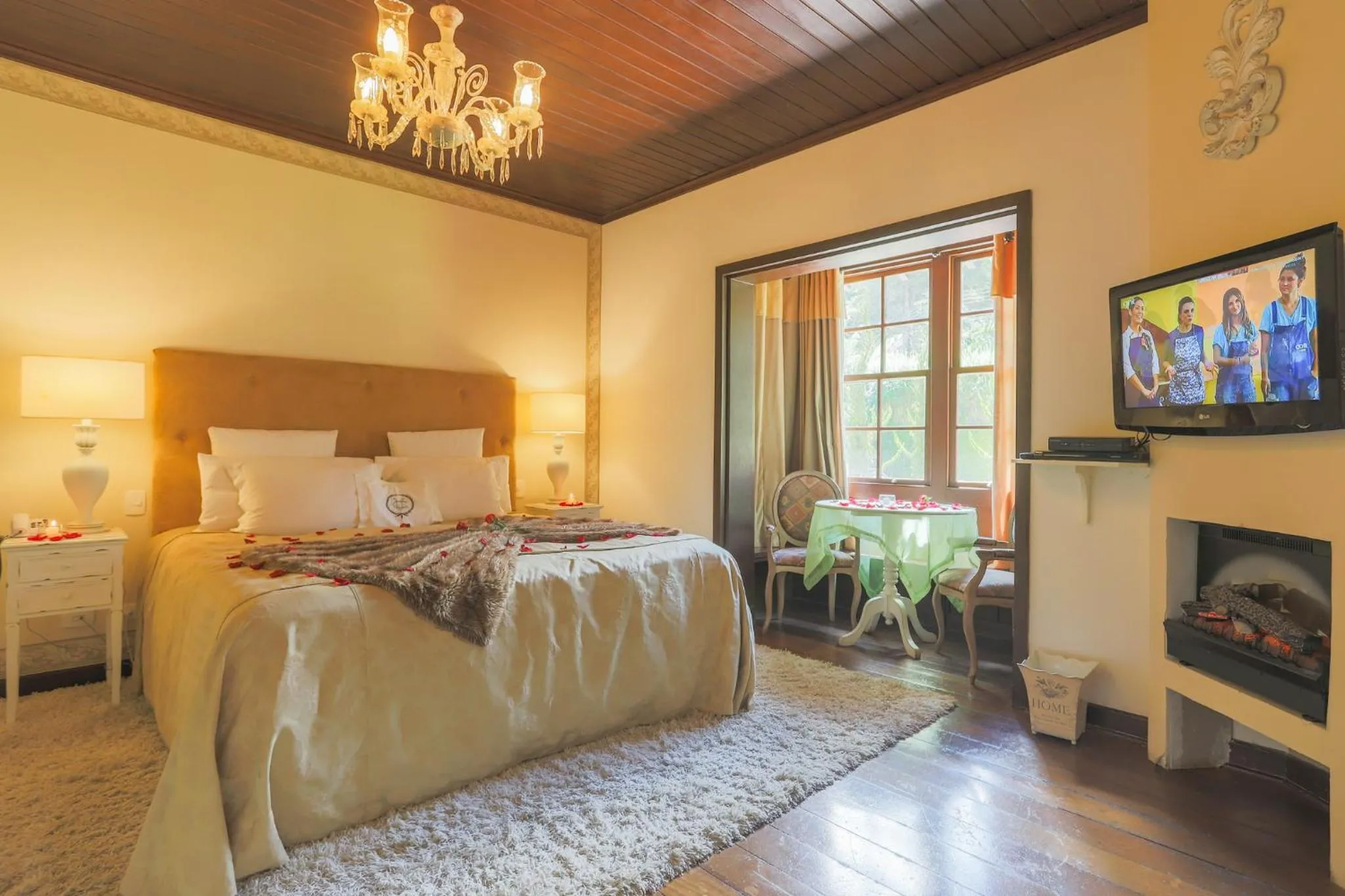 Balcony/Terrace, Bed in Villa Casato Residenza Boutique