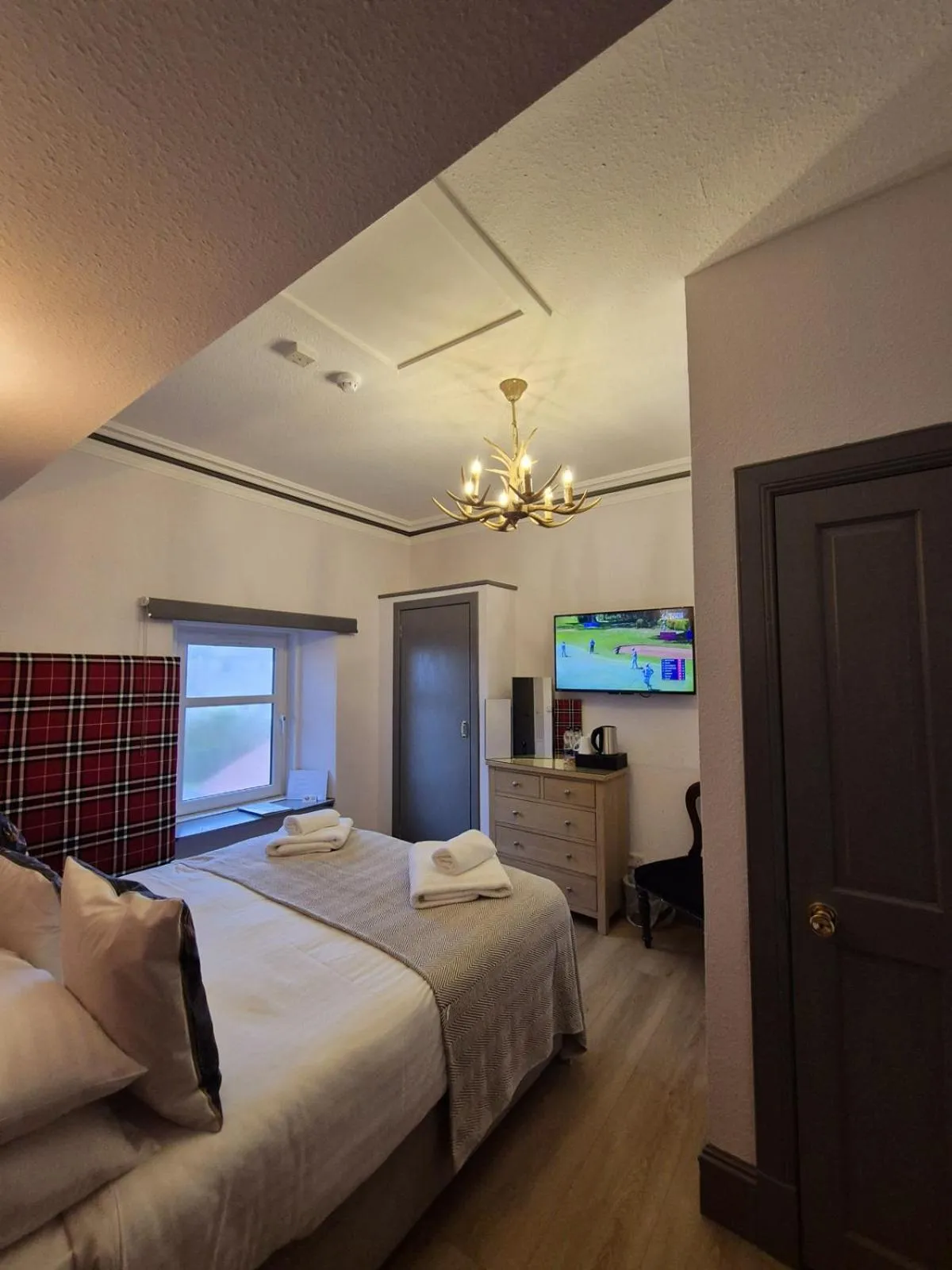 Bed in St Olaf Golf Hotel