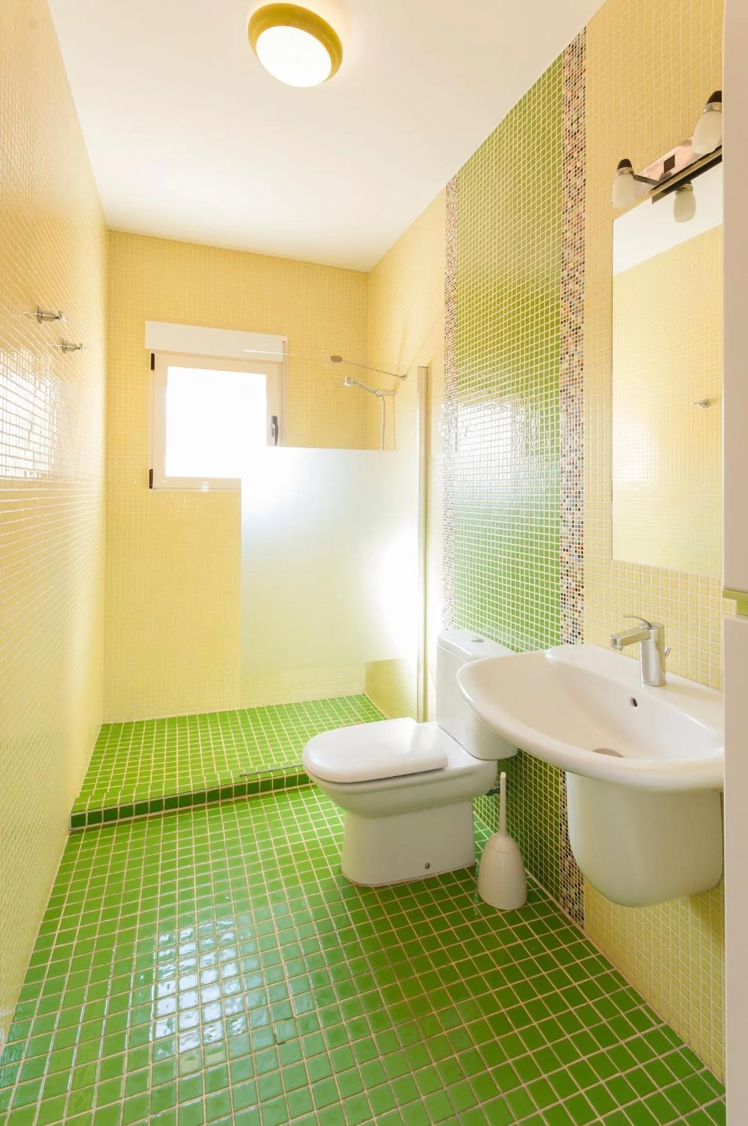 Bathroom in Llebeig 2