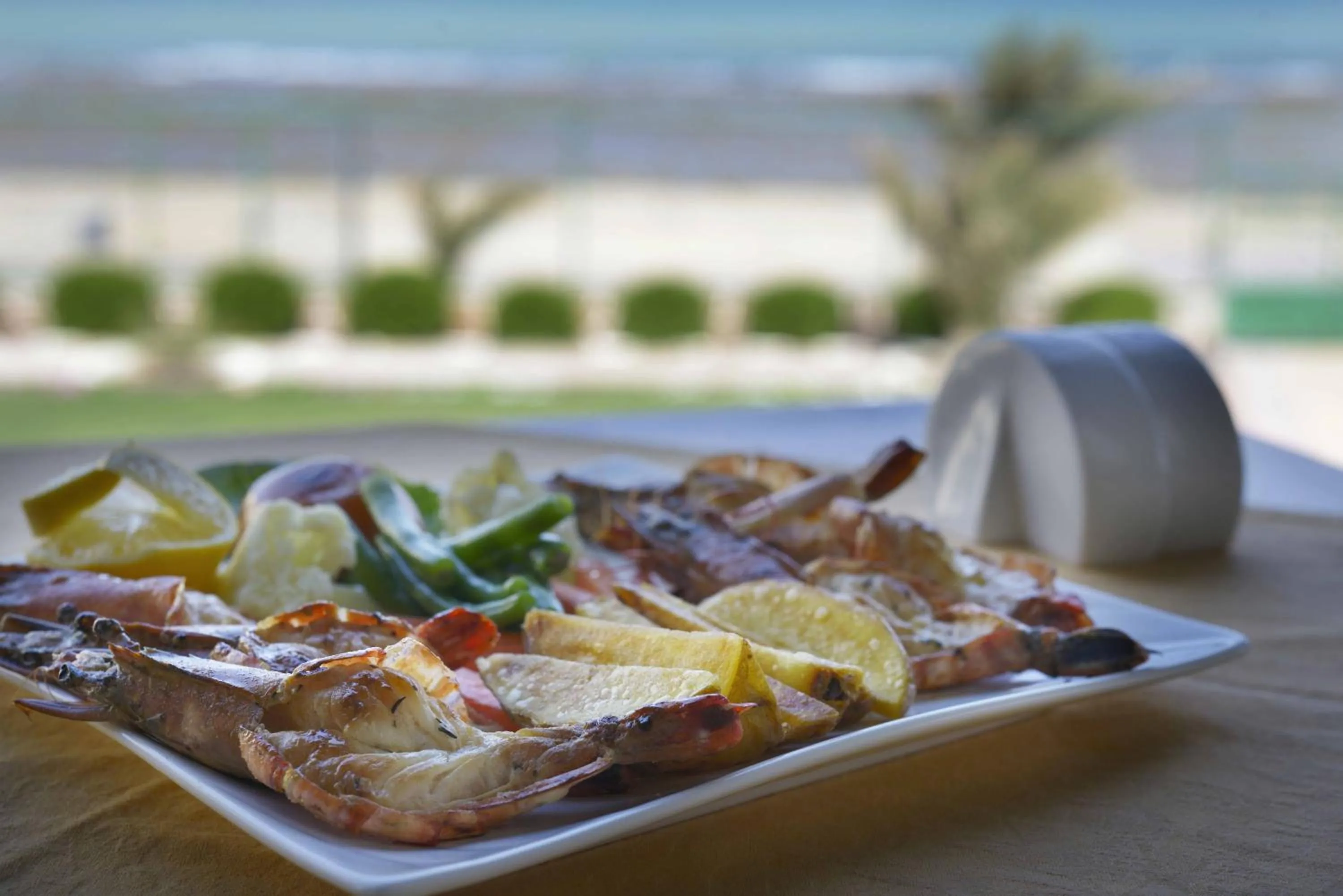 Food and drinks in Resort Sur Beach Holiday