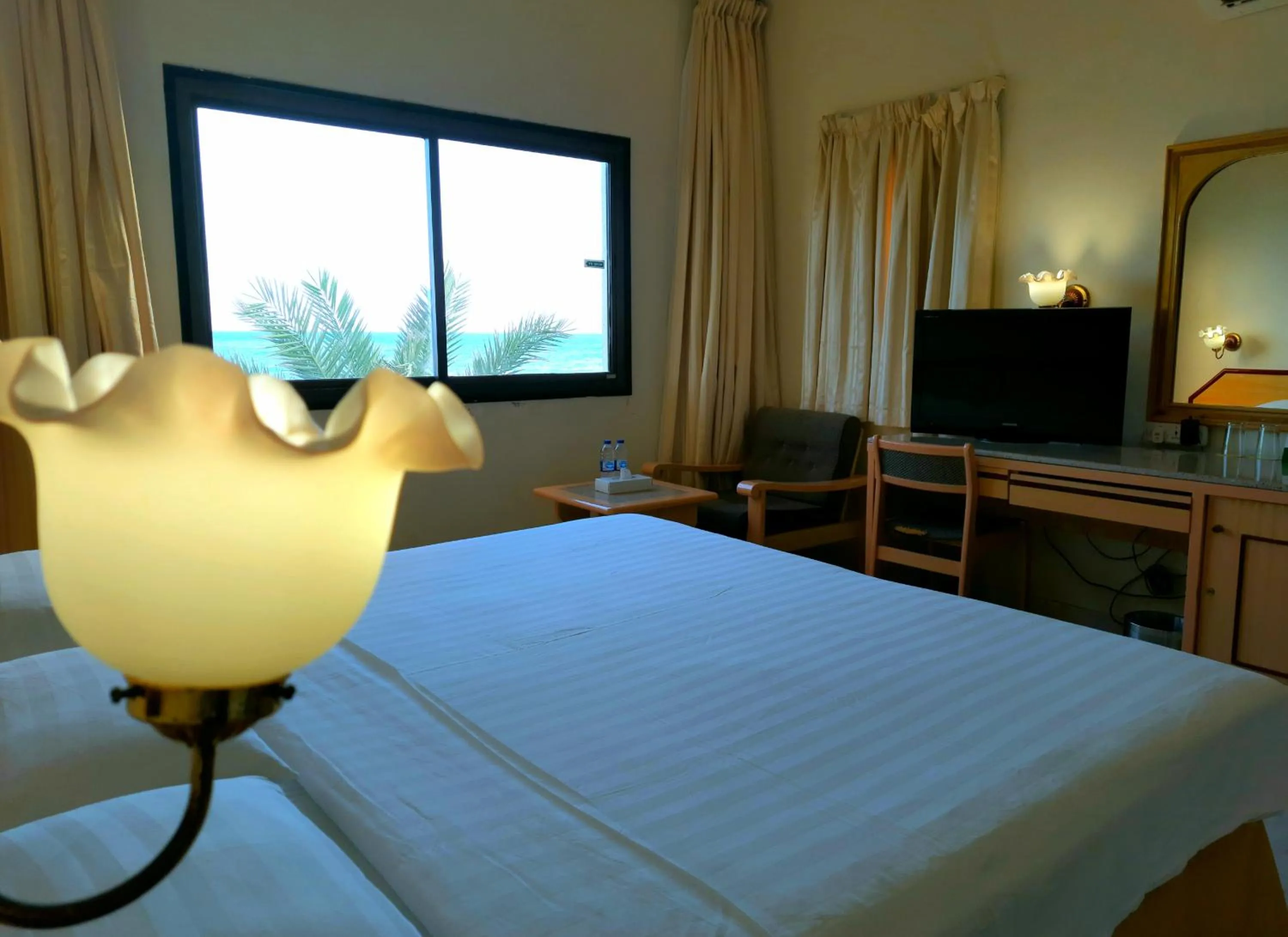 TV and multimedia, Bed in Resort Sur Beach Holiday