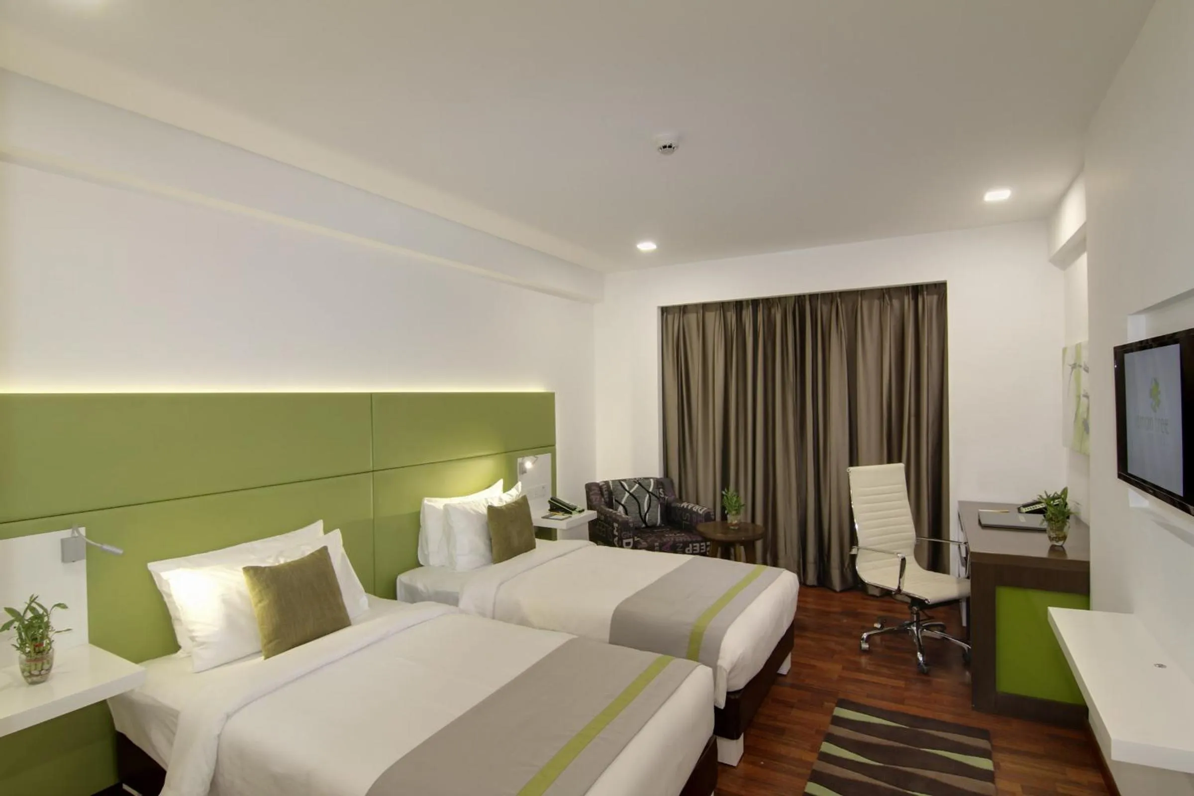 Superior King Room - single occupancy in Lemon Tree Hotel, Banjara Hills, Hyderabad