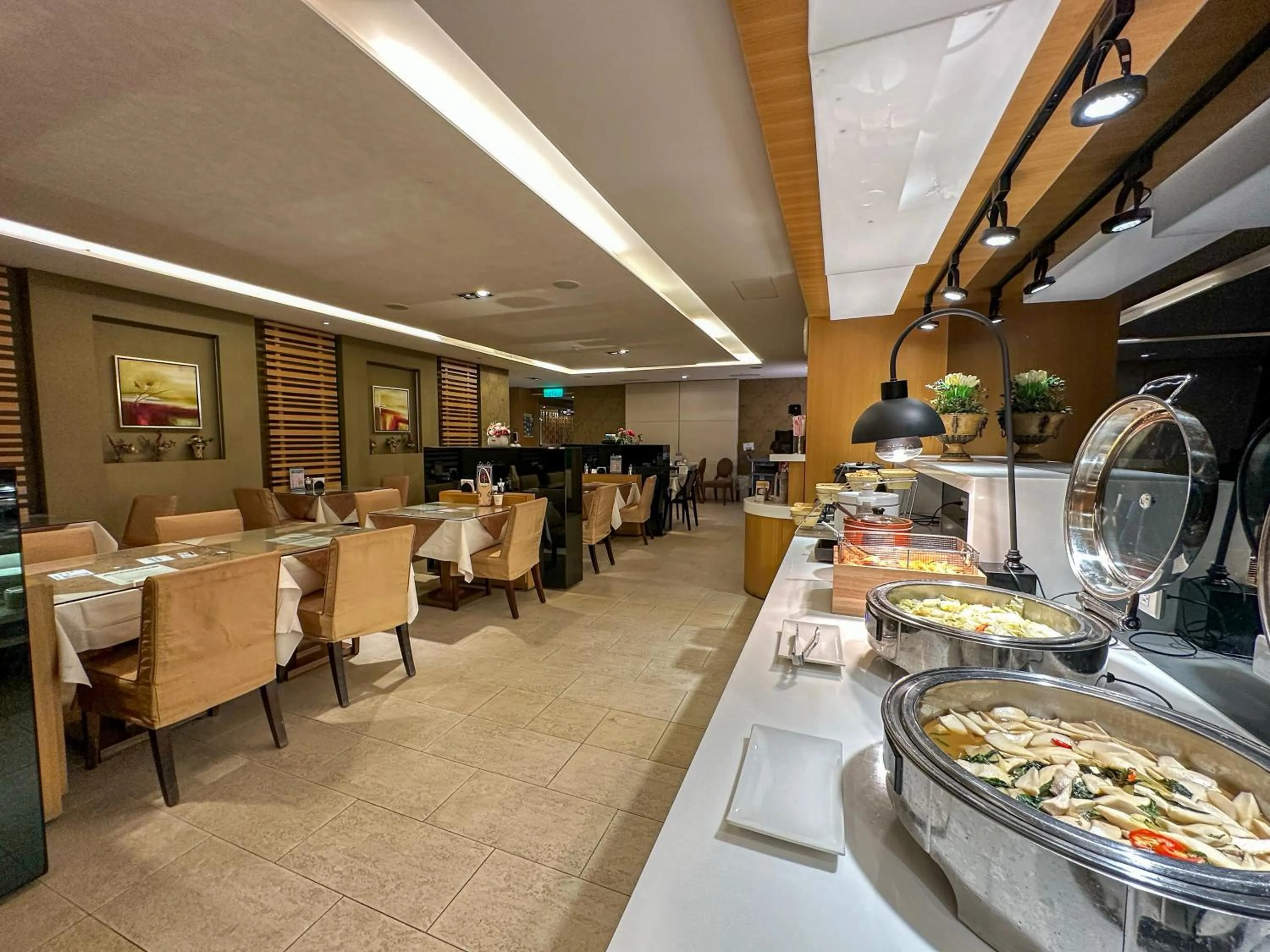 Restaurant/places to eat in Norway Forest Tamsui Motel